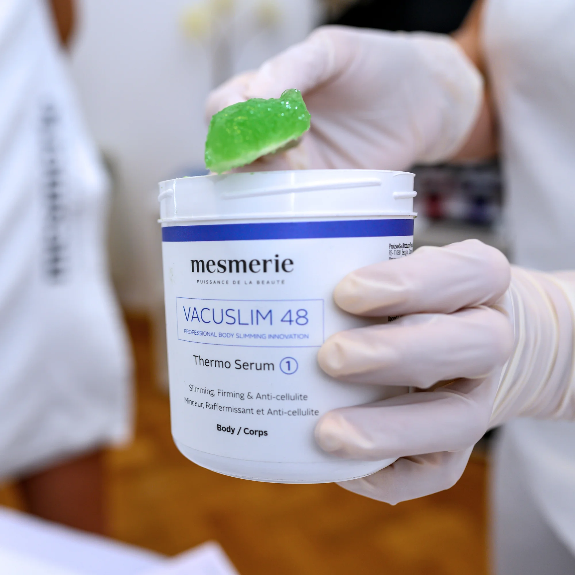 Spalování tuků a formování postavy: zeštíhlující zábal Vacuslim 48, až 10 ošetření