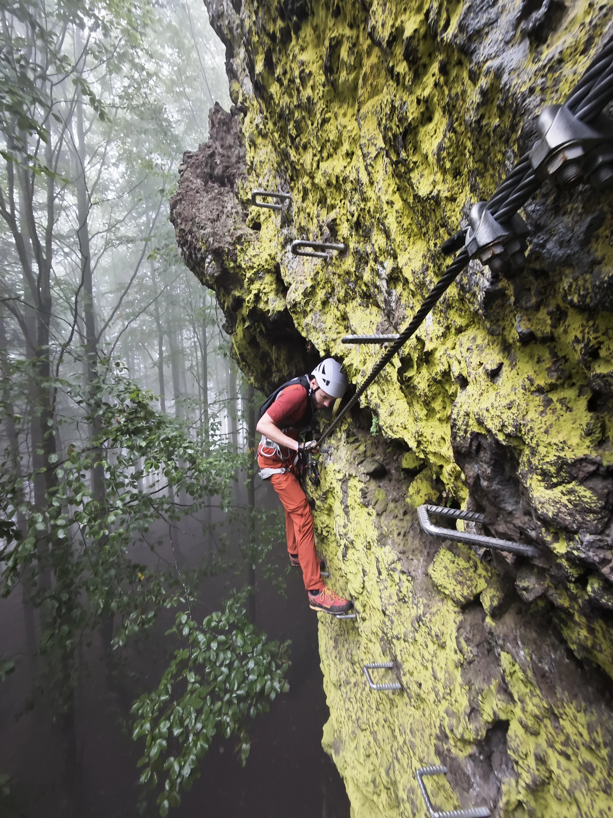 Skupinové ferratové kurzy s certifikovaným instruktorem na Slovensku pro pokročilé