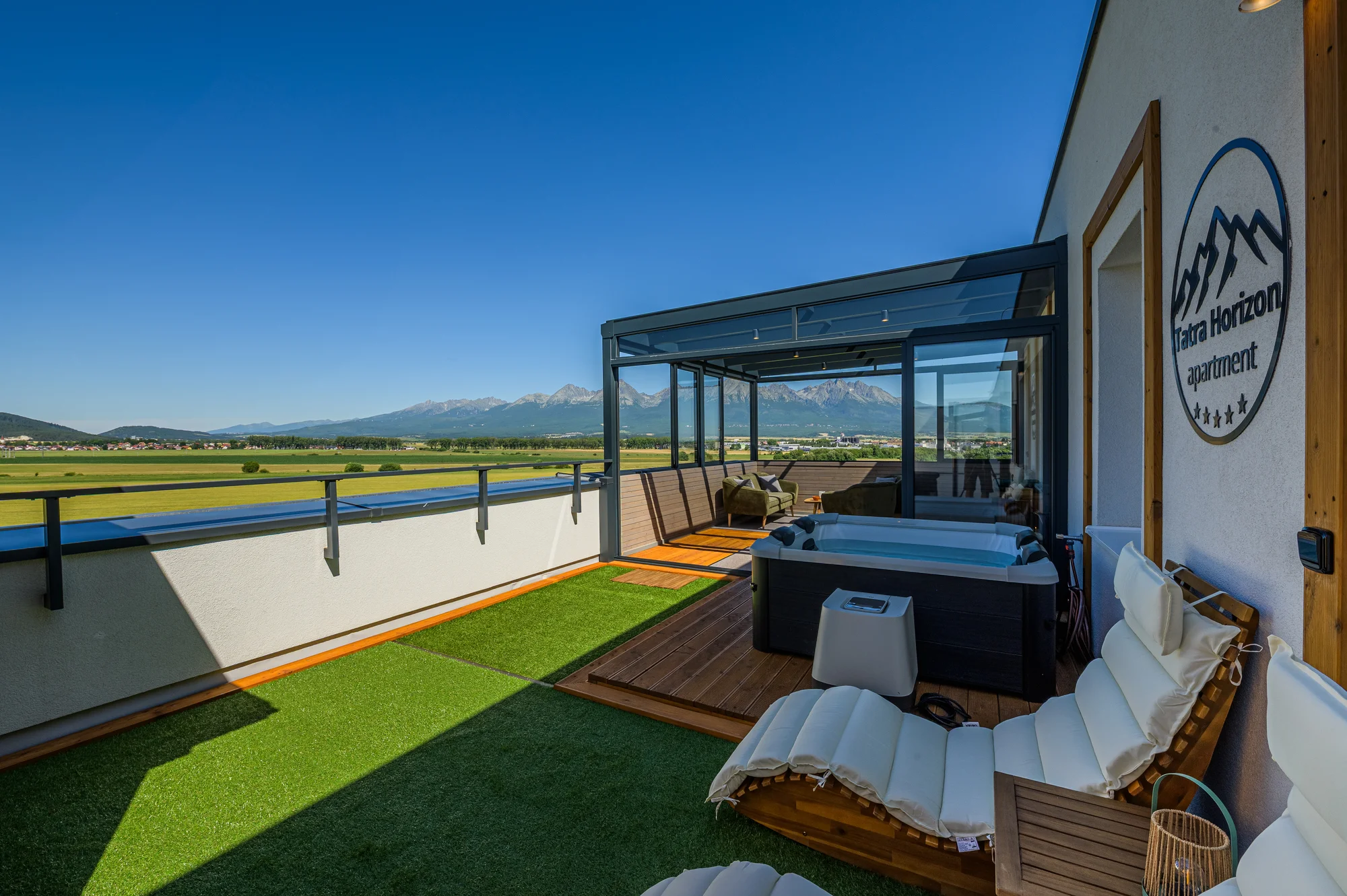 Klid a Tatry jako na dlani: pobyt v apartmánu v Popradu s privátním wellness pro 2–4 osoby