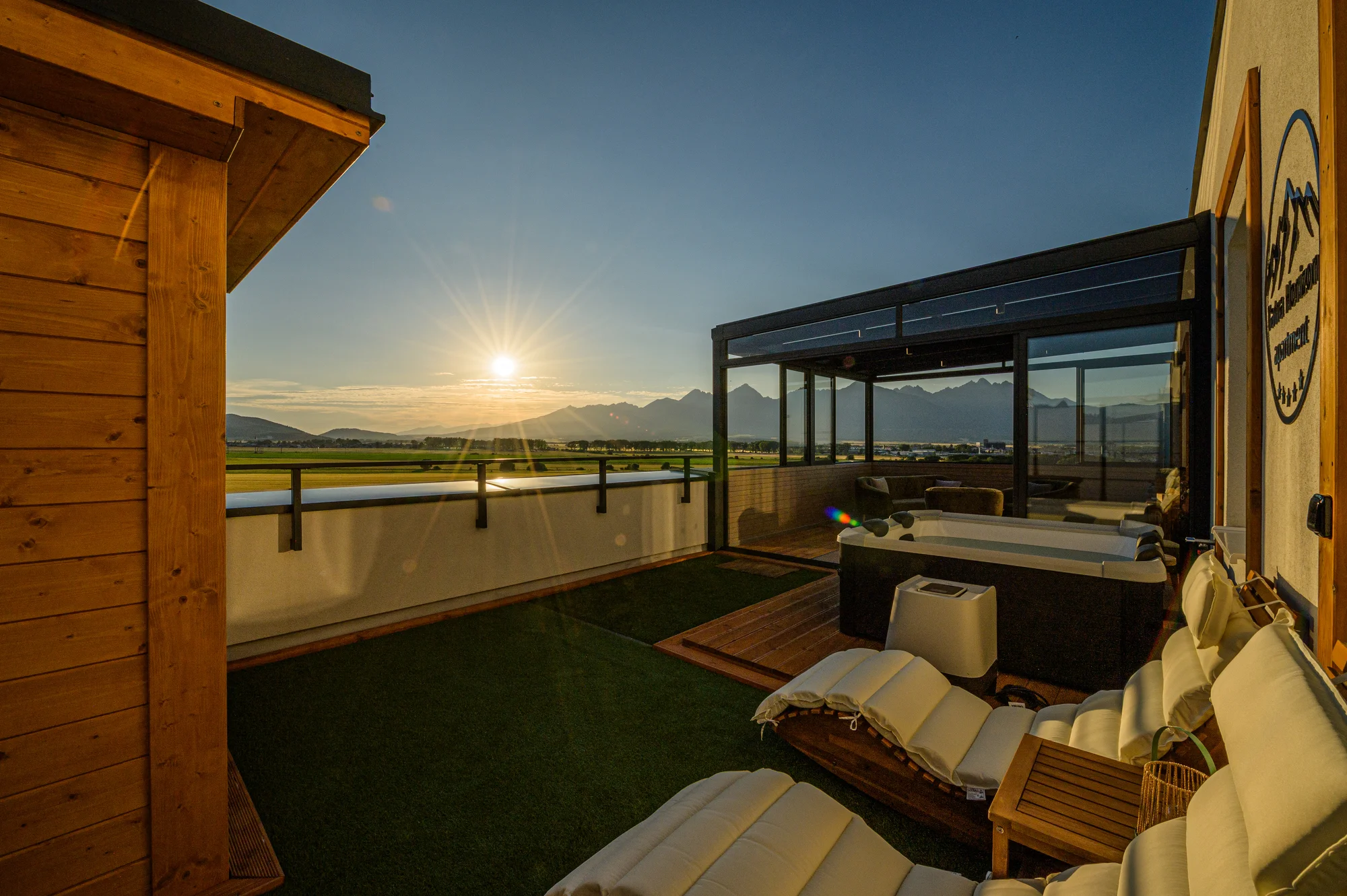 Klid a Tatry jako na dlani: pobyt v apartmánu v Popradu s privátním wellness pro 2–4 osoby