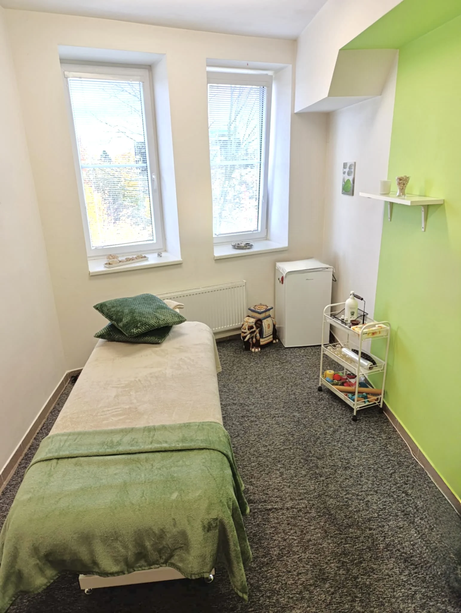 90minutová těhotenská masáž: hýčkání a úleva pro nastávající maminky