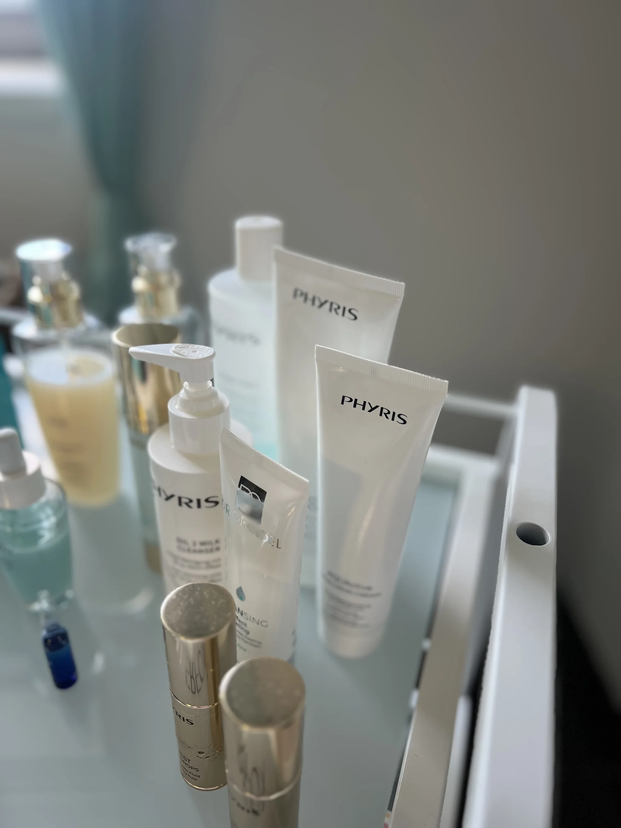 Jemný chemický peeling s AHA kyselinami nebo luxusní Golden Glow Ritual