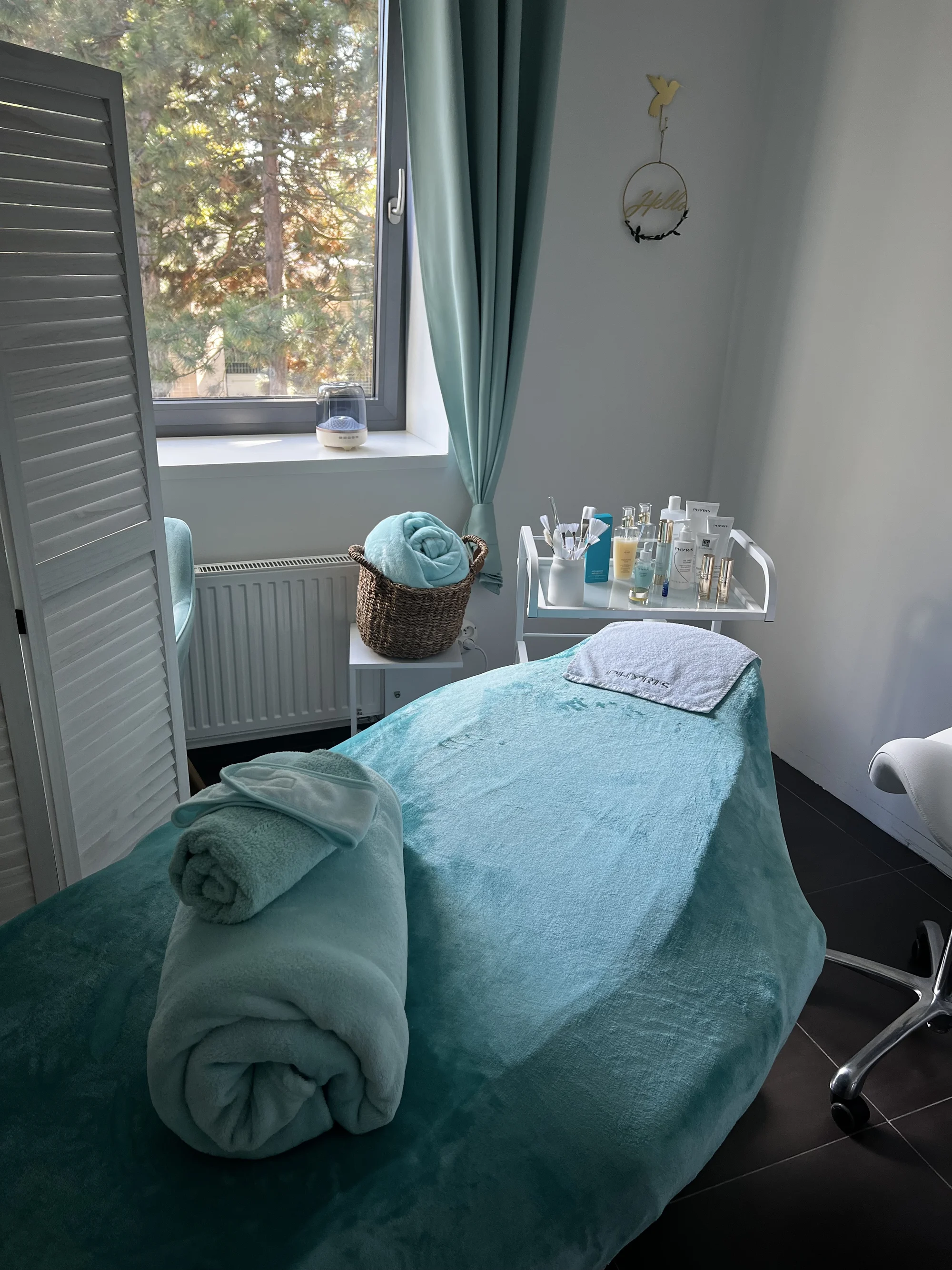 Jemný chemický peeling s AHA kyselinami nebo luxusní Golden Glow Ritual