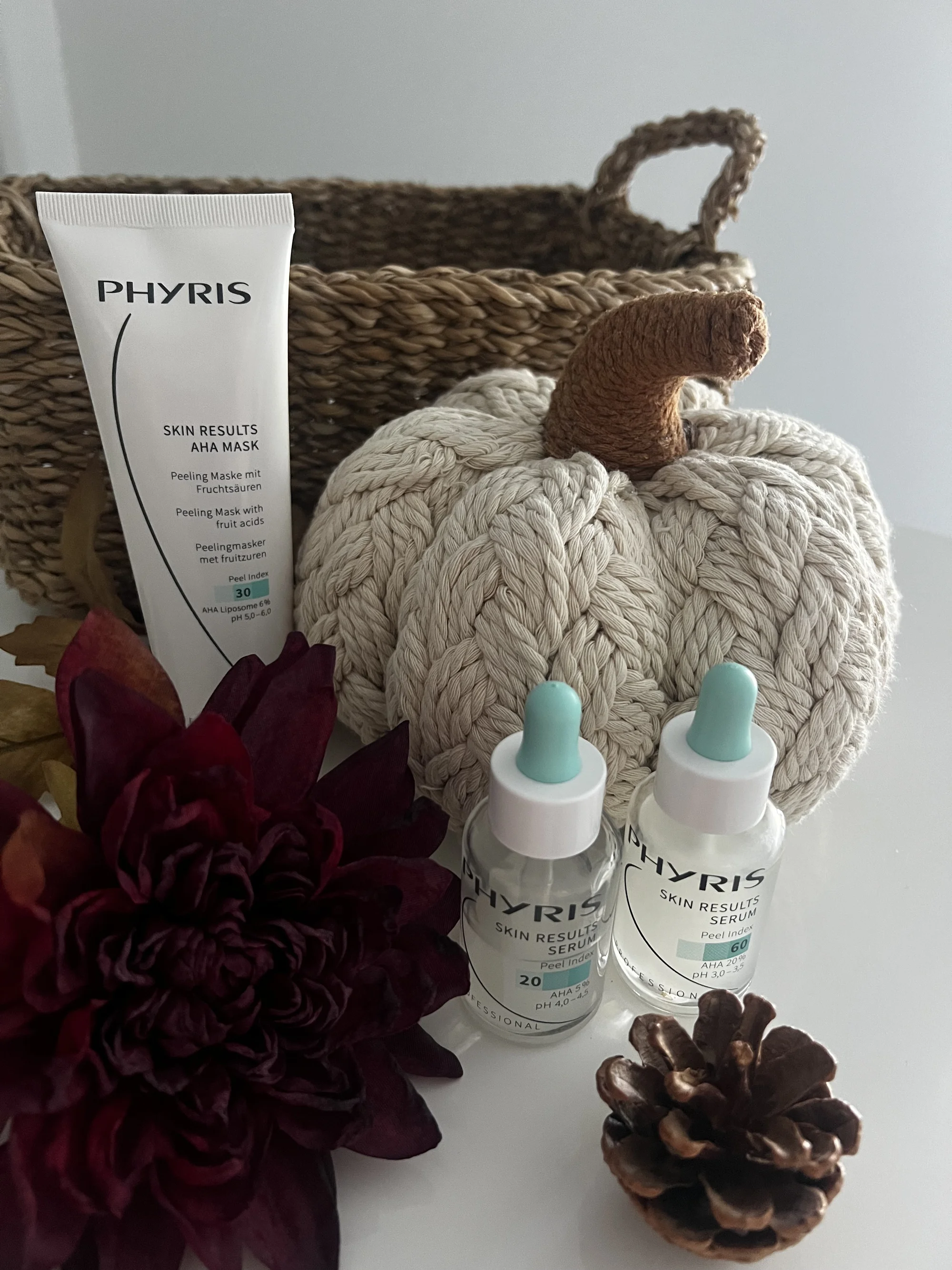 Jemný chemický peeling s AHA kyselinami nebo luxusní Golden Glow Ritual