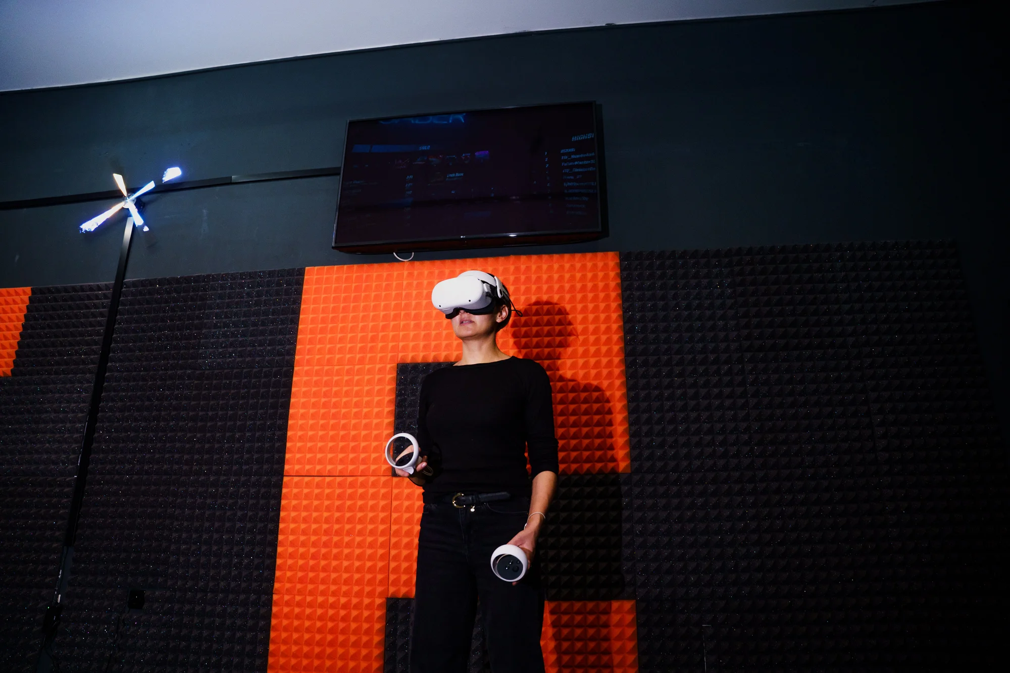 Virtuální realita na špičkovém herním zařízení Meta Quest 2: 55 minut až pro 4 hráče, mnoho různých her