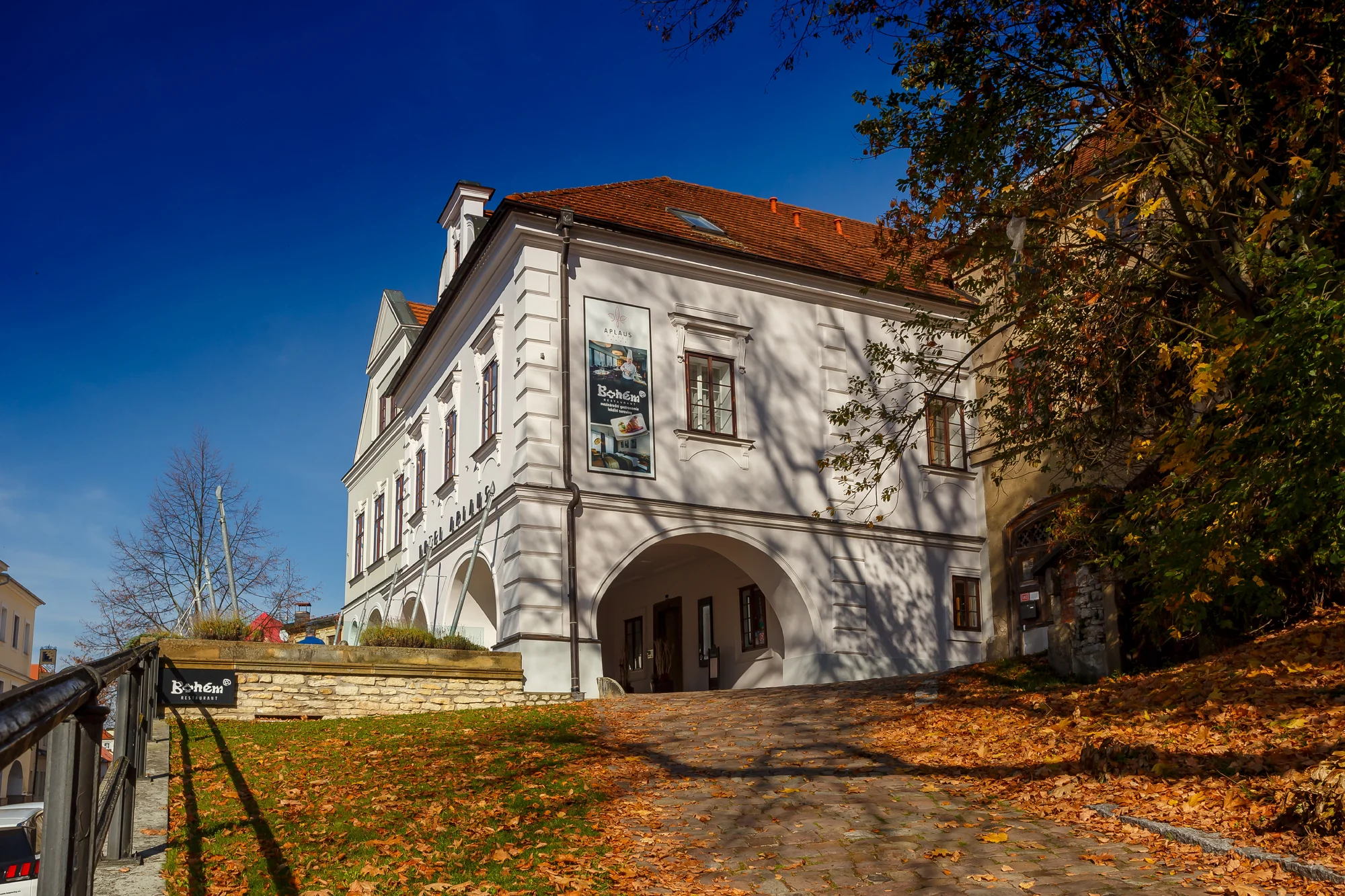 Pobyt ve 4* hotelu v Litomyšli: snídaně i 3chod. večeře a vstup do sauny