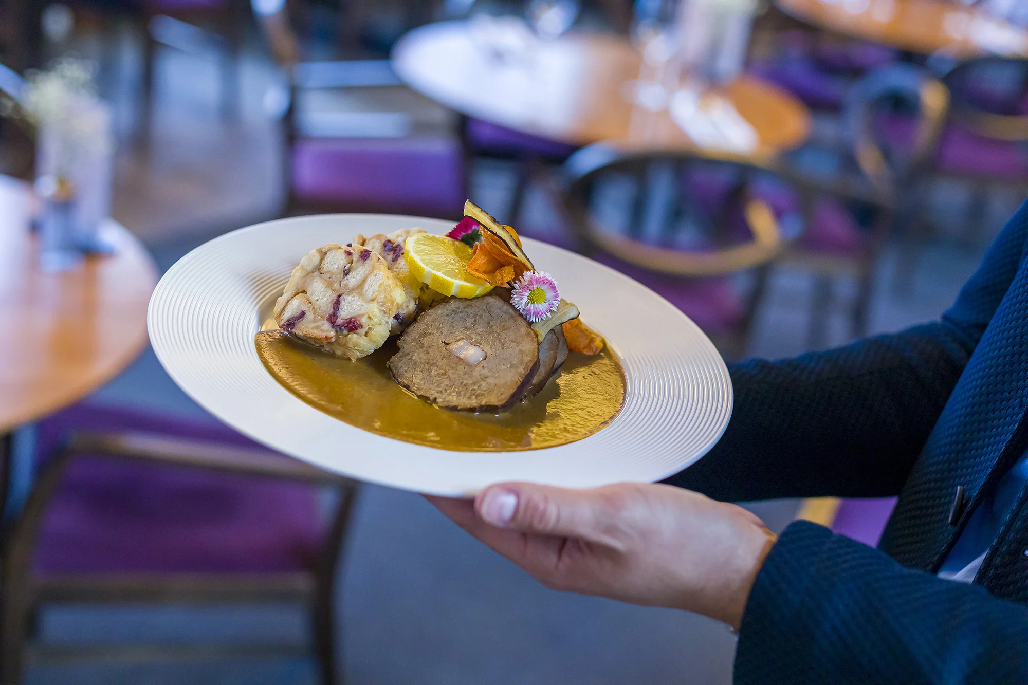 Pobyt ve 4* hotelu v Litomyšli: snídaně i 3chod. večeře a vstup do sauny