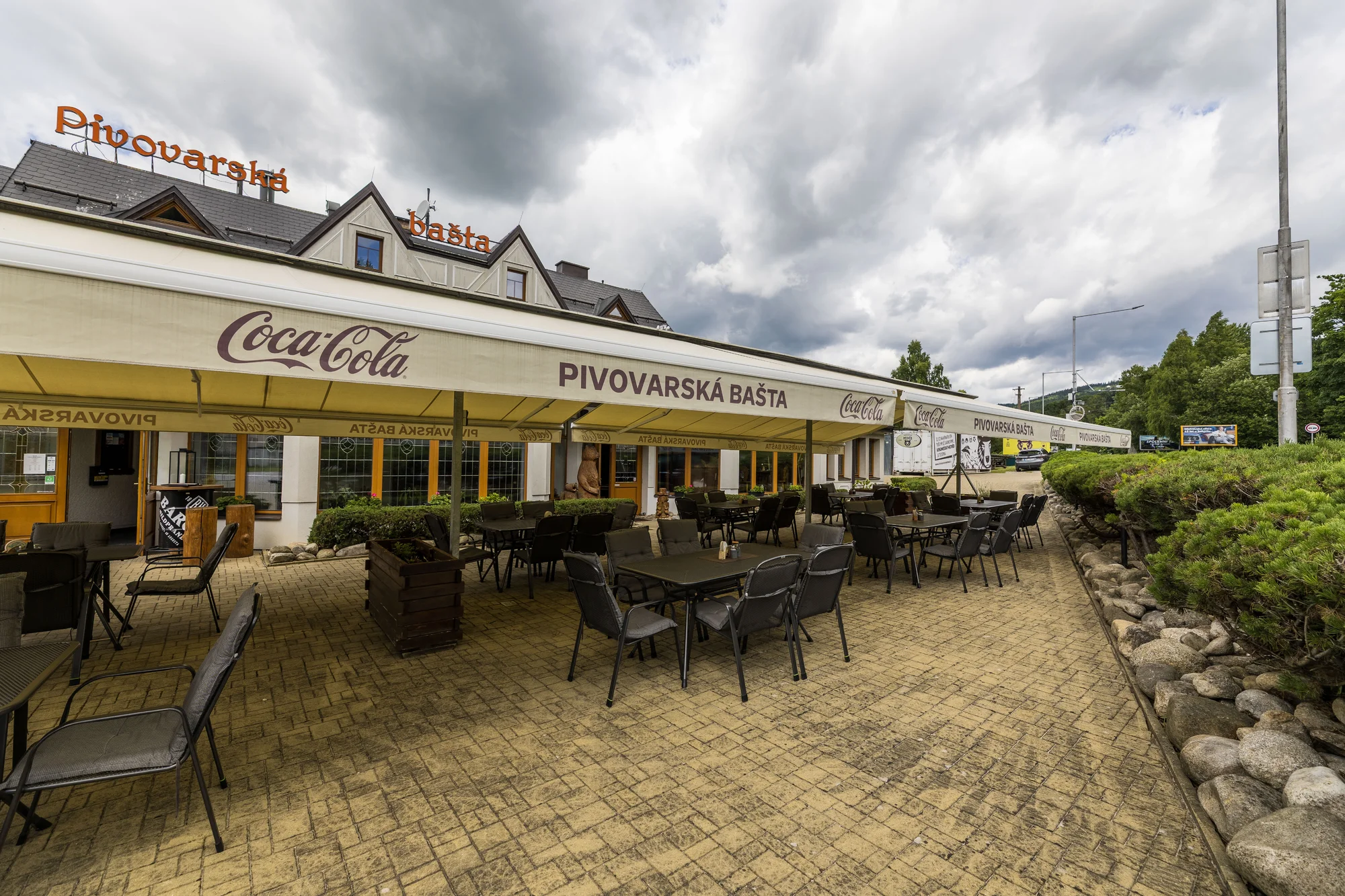 Hotel s pivovarem v Krkonoších: polopenze, exkurze i romantické večeře