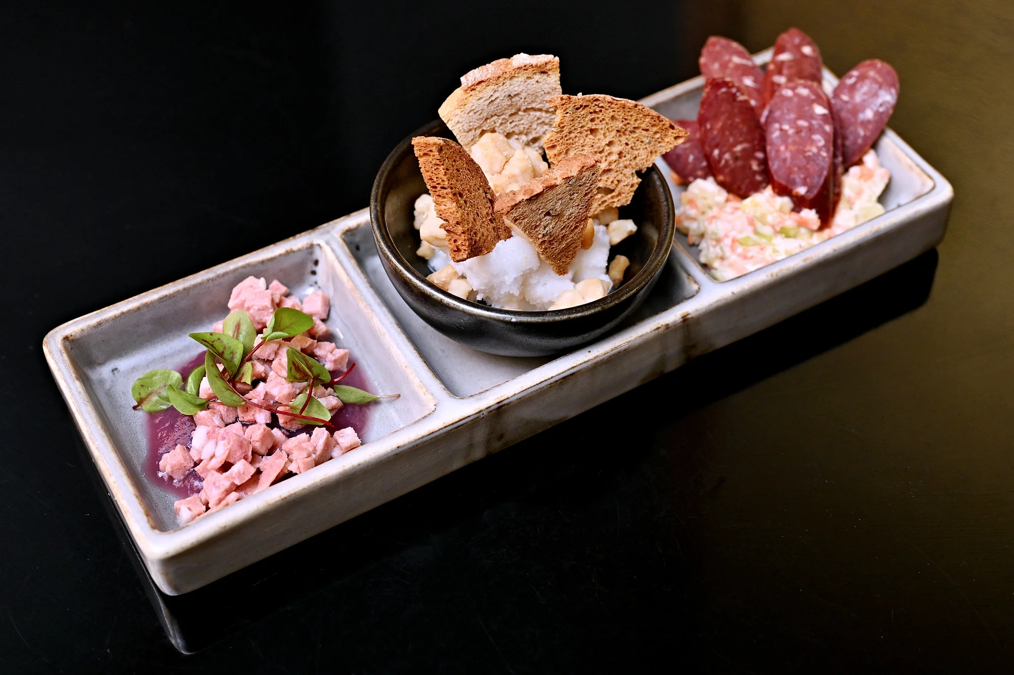 3–5chod. menu dle výběru pro 2 v Grandhotelu Bohemia: konfitované kachní prso, pstruh i dort