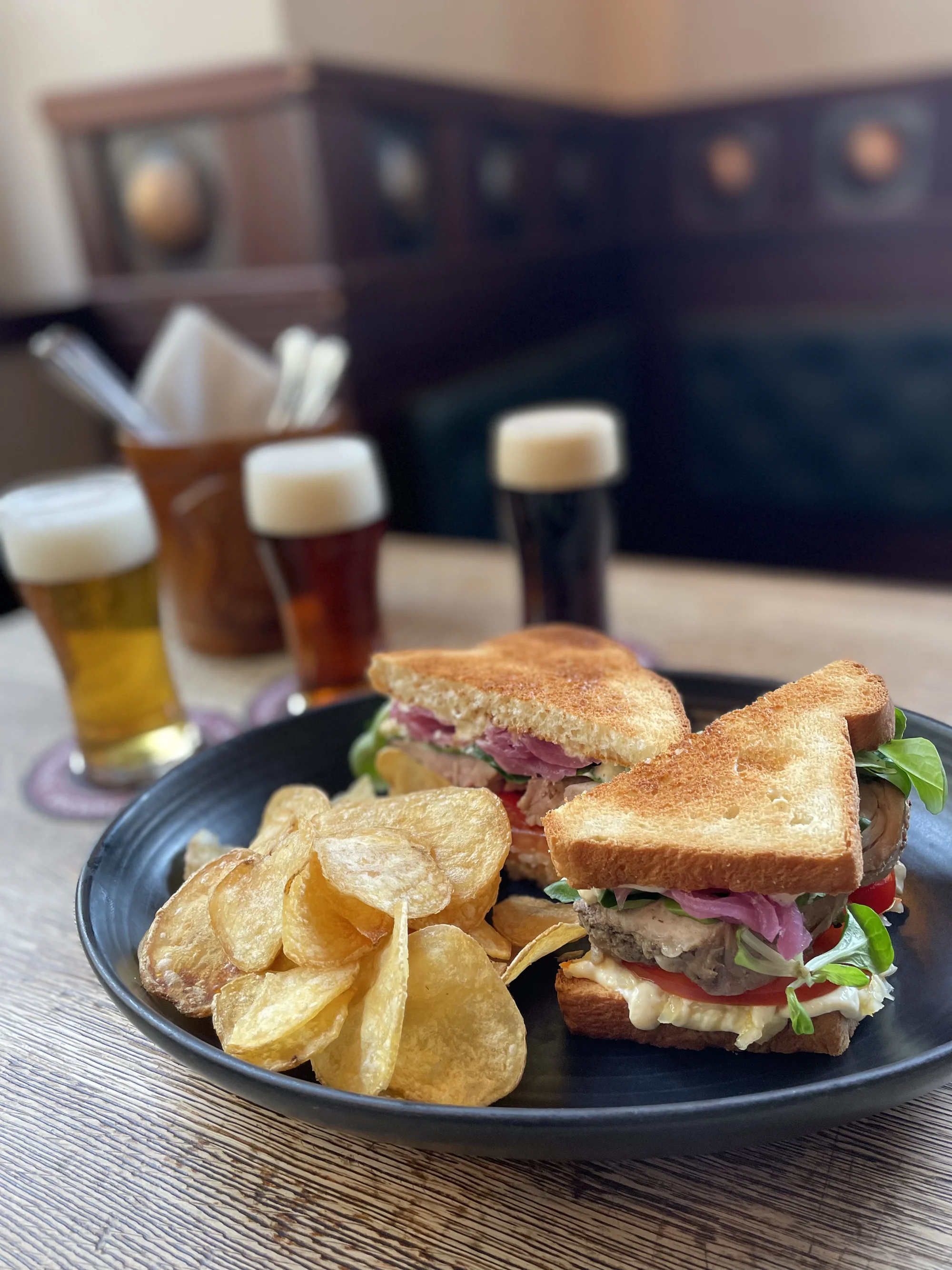 Křídla nebo sendvič s degustací piv U Tří růží