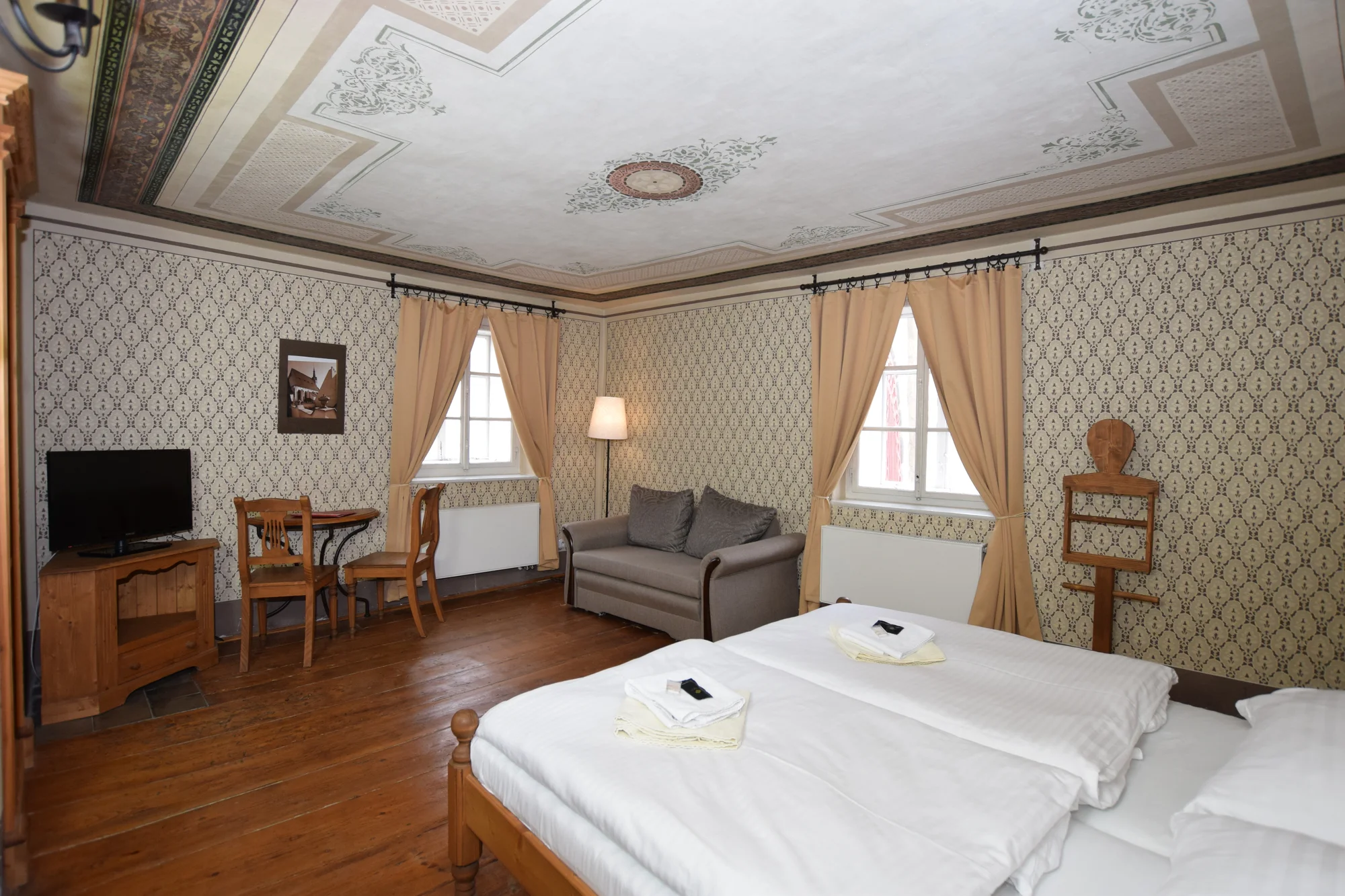 Romantika v Českém Krumlově: apartmá či pokoj u krumlovského zámku, vč. možnosti snídaně