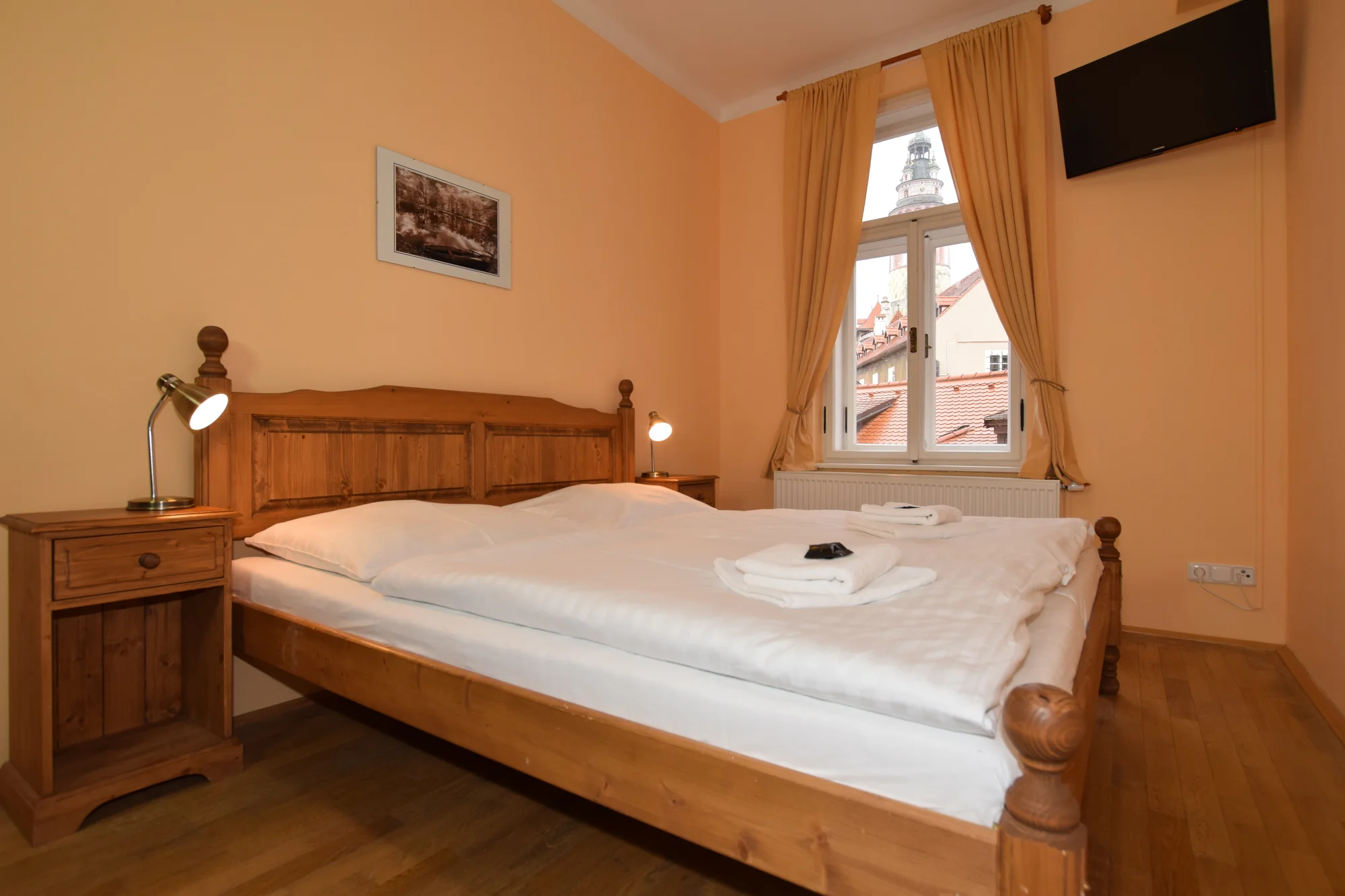 Romantika v Českém Krumlově: apartmá či pokoj u krumlovského zámku, vč. možnosti snídaně