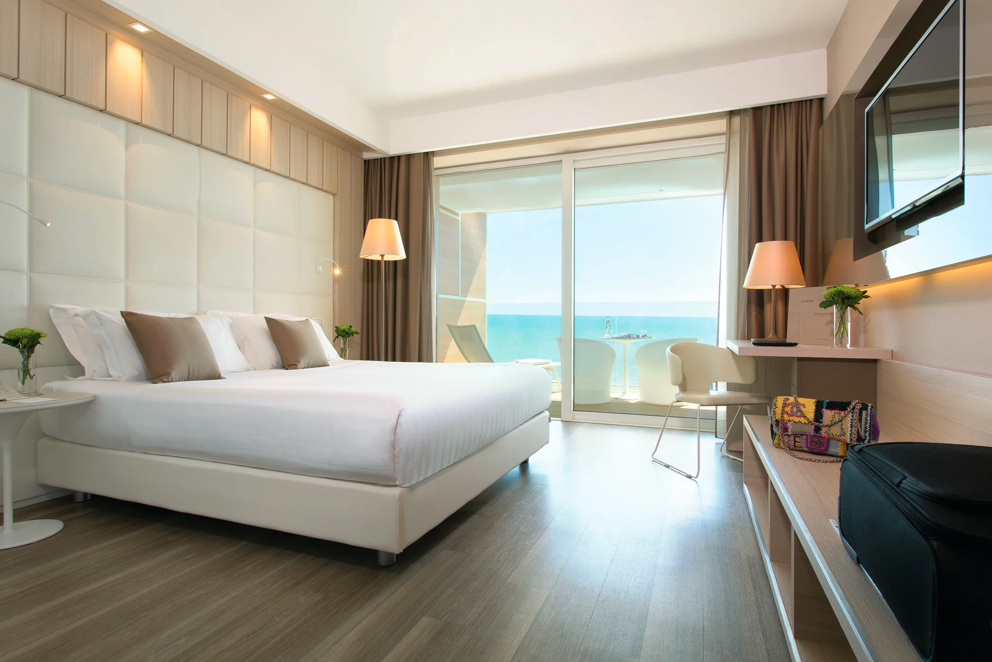 Lido di Jesolo: 5* hotel s vlastní pláží a 70m bazénem, wellness, snídaně i lekce jógy