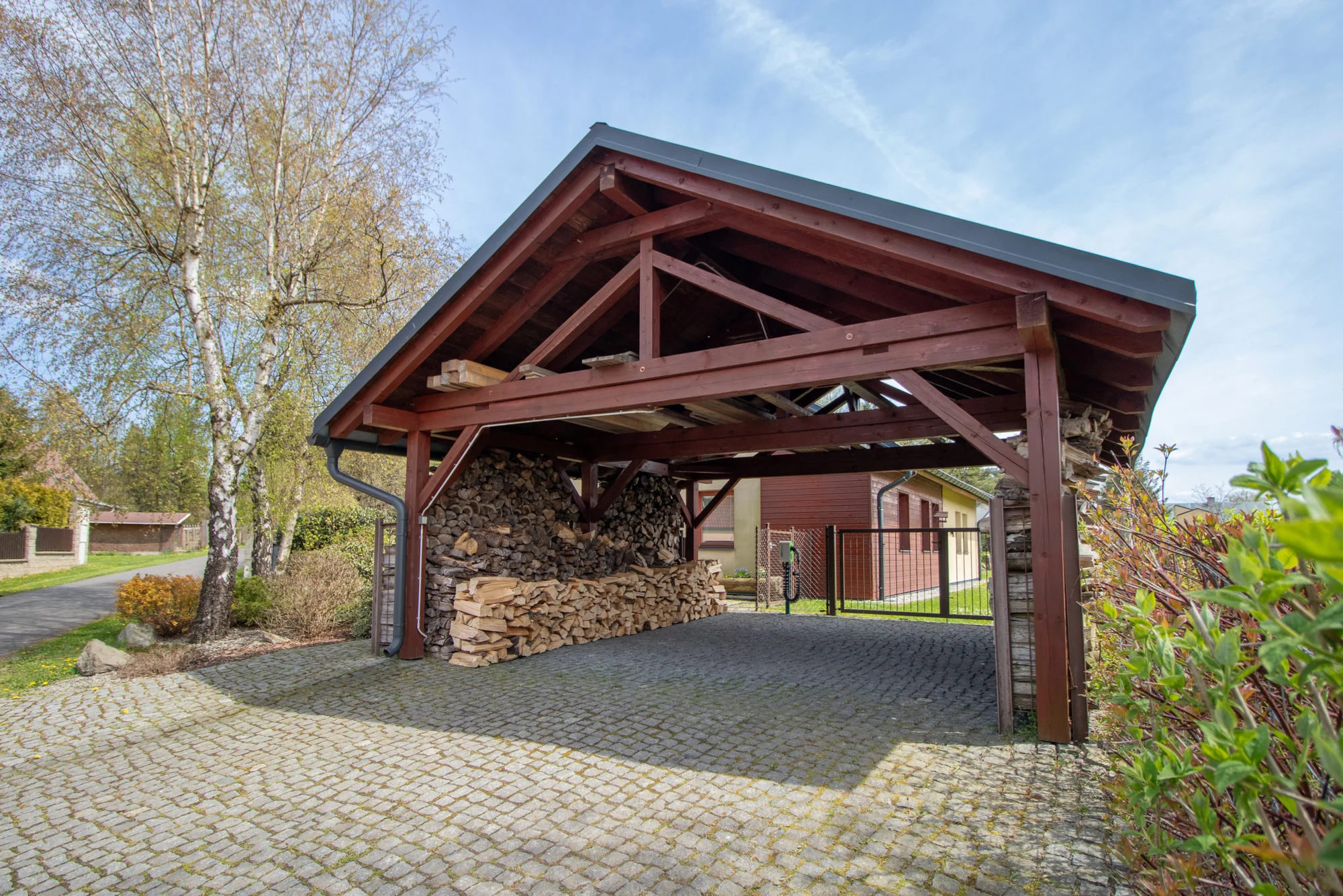 Dovolená v oblasti Tiských stěn: moderní prázdninový domek až pro 7 osob, možnost wellness