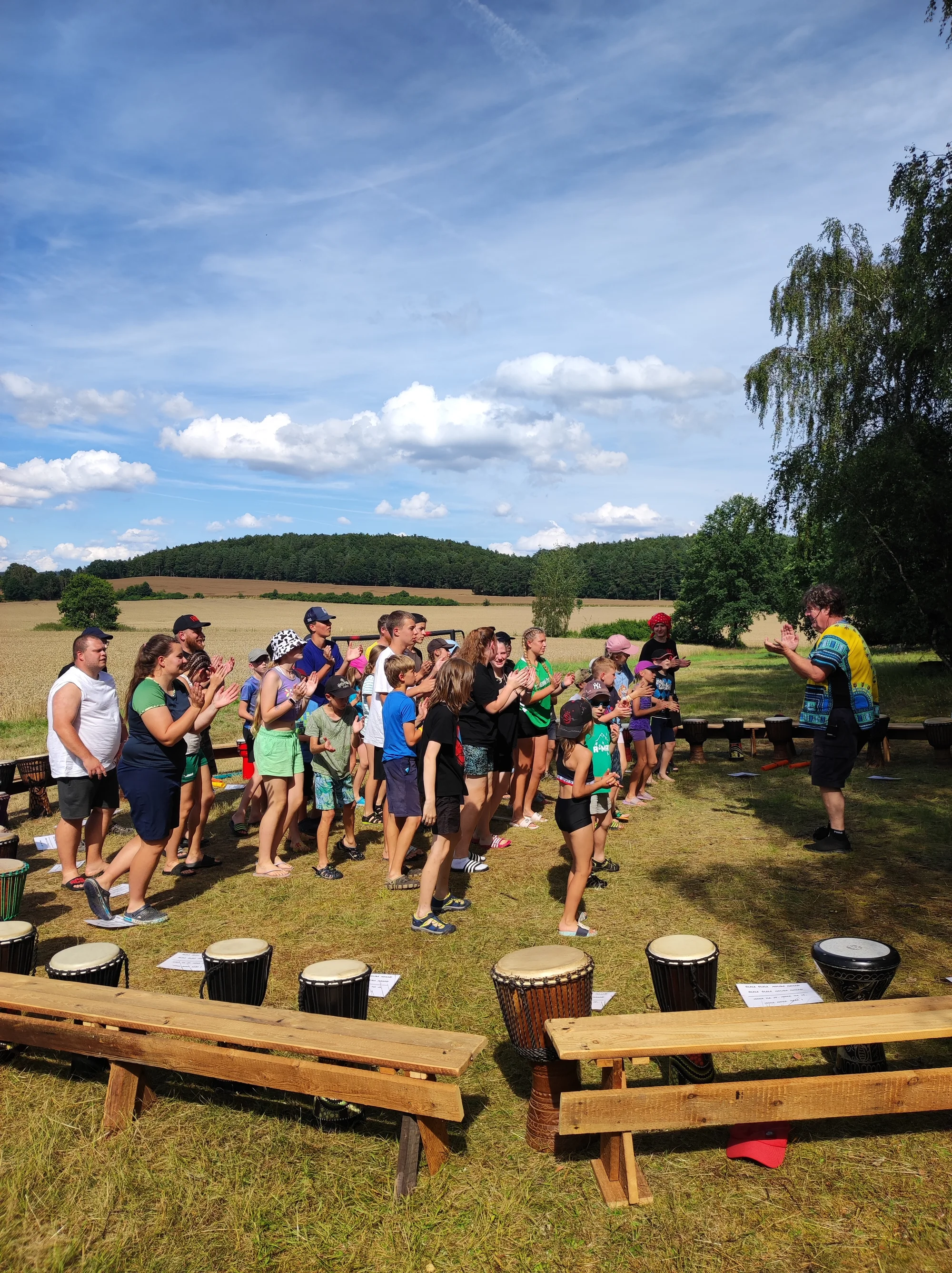 Zažijte rytmus: Workshop na africké bubny Djembe s dopravou zdarma po celé ČR