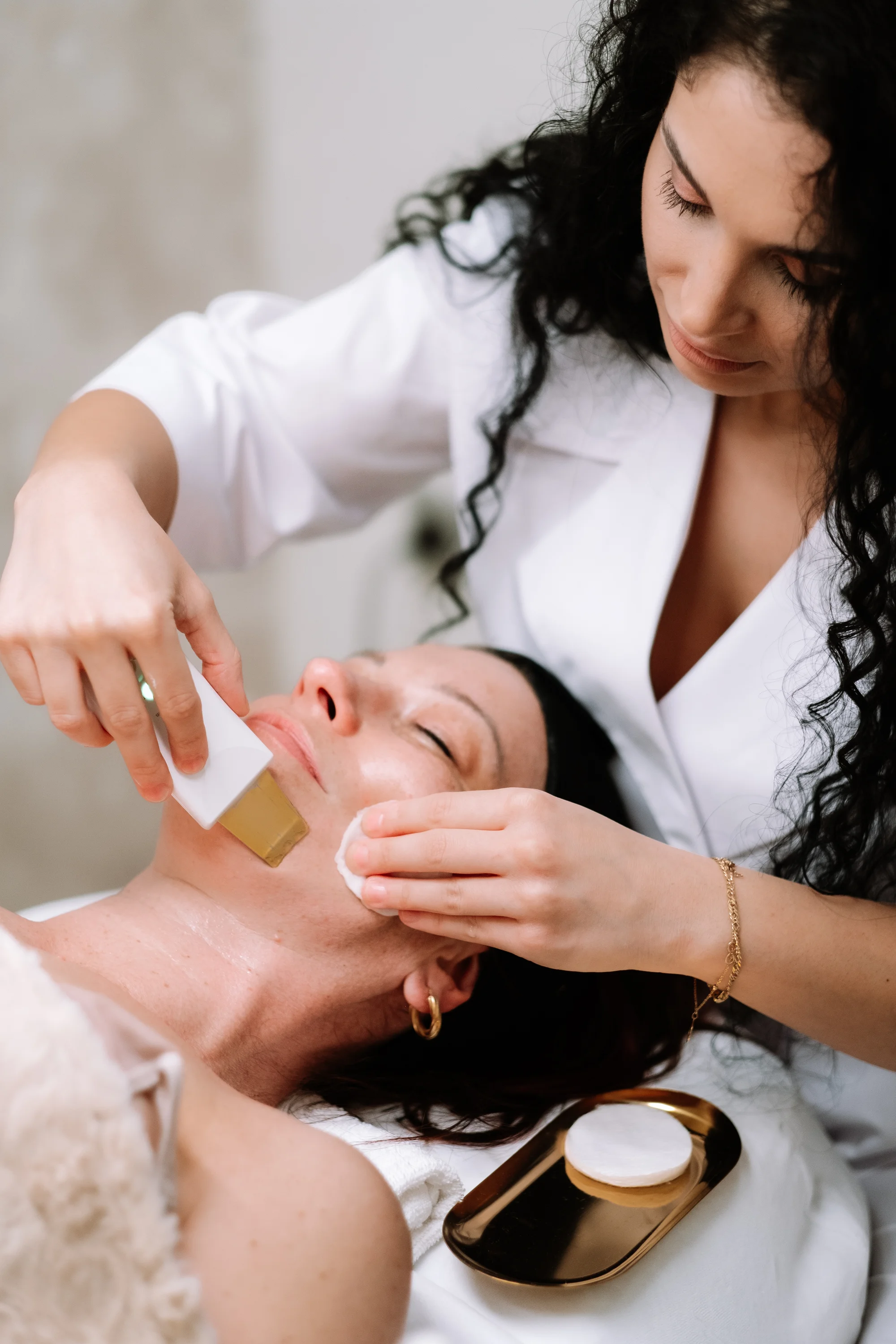 Dárkový poukaz na služby beauty studia v Ostravě-Porubě: 1000 až 2000 Kč