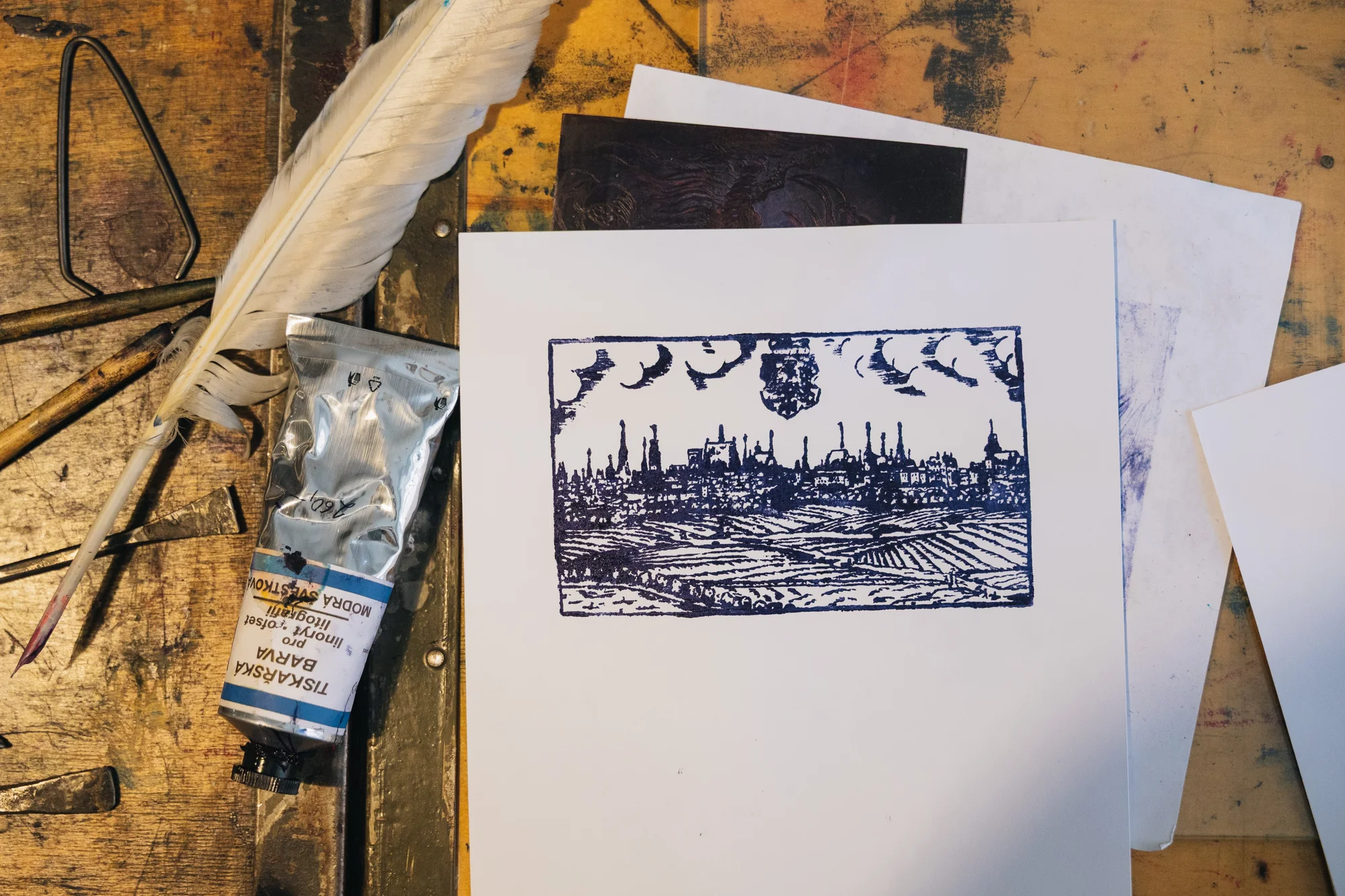 Workshop historického tisku: prohlídka, pečetění i košík plný dobrot