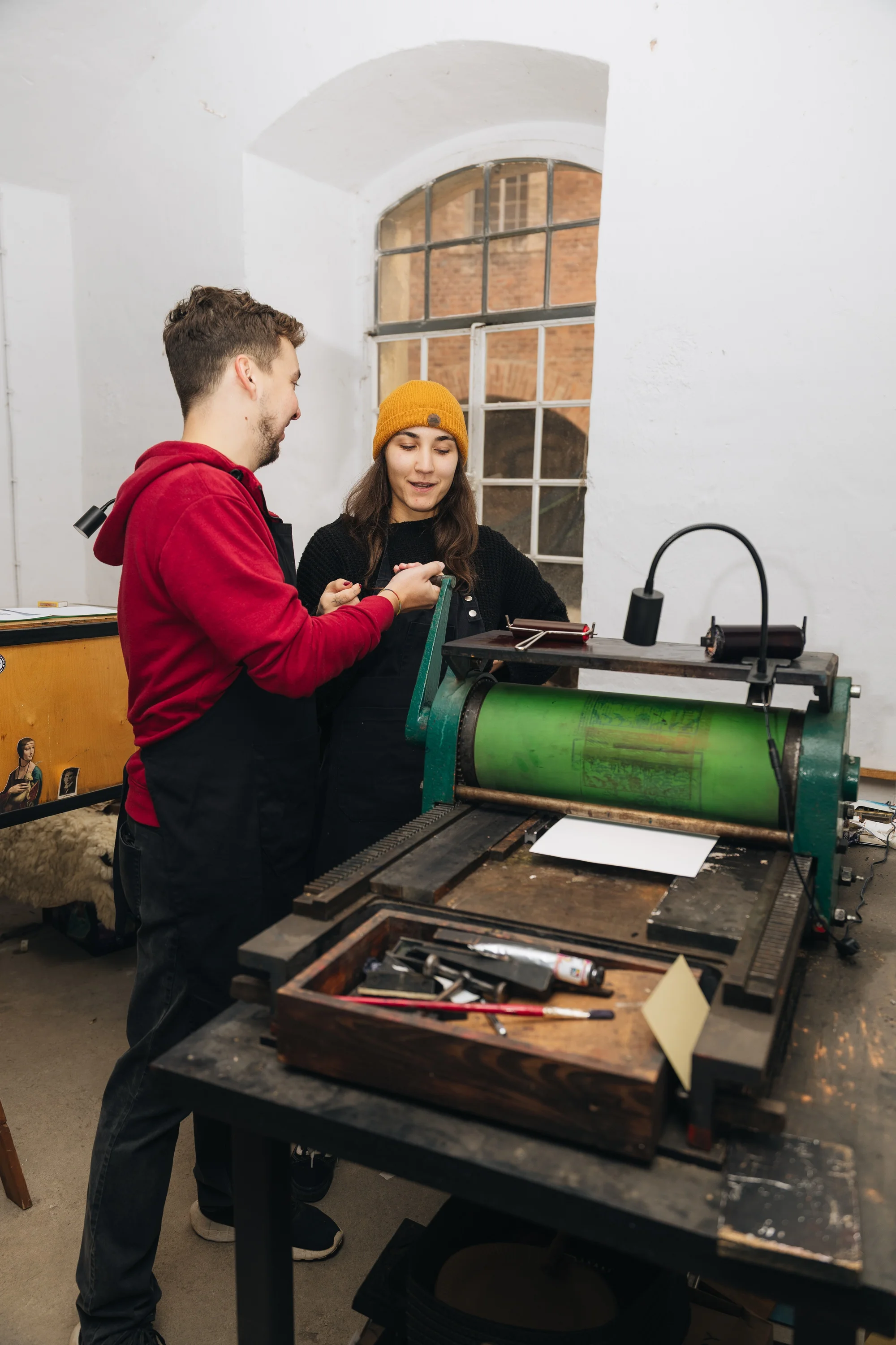Workshop historického tisku: prohlídka, pečetění i košík plný dobrot
