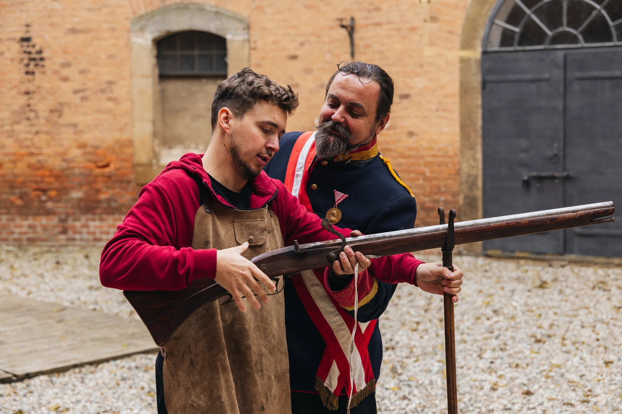 Dobrodružství v pevnosti: výroba střeliva, historická střelnice i večeře pro dva