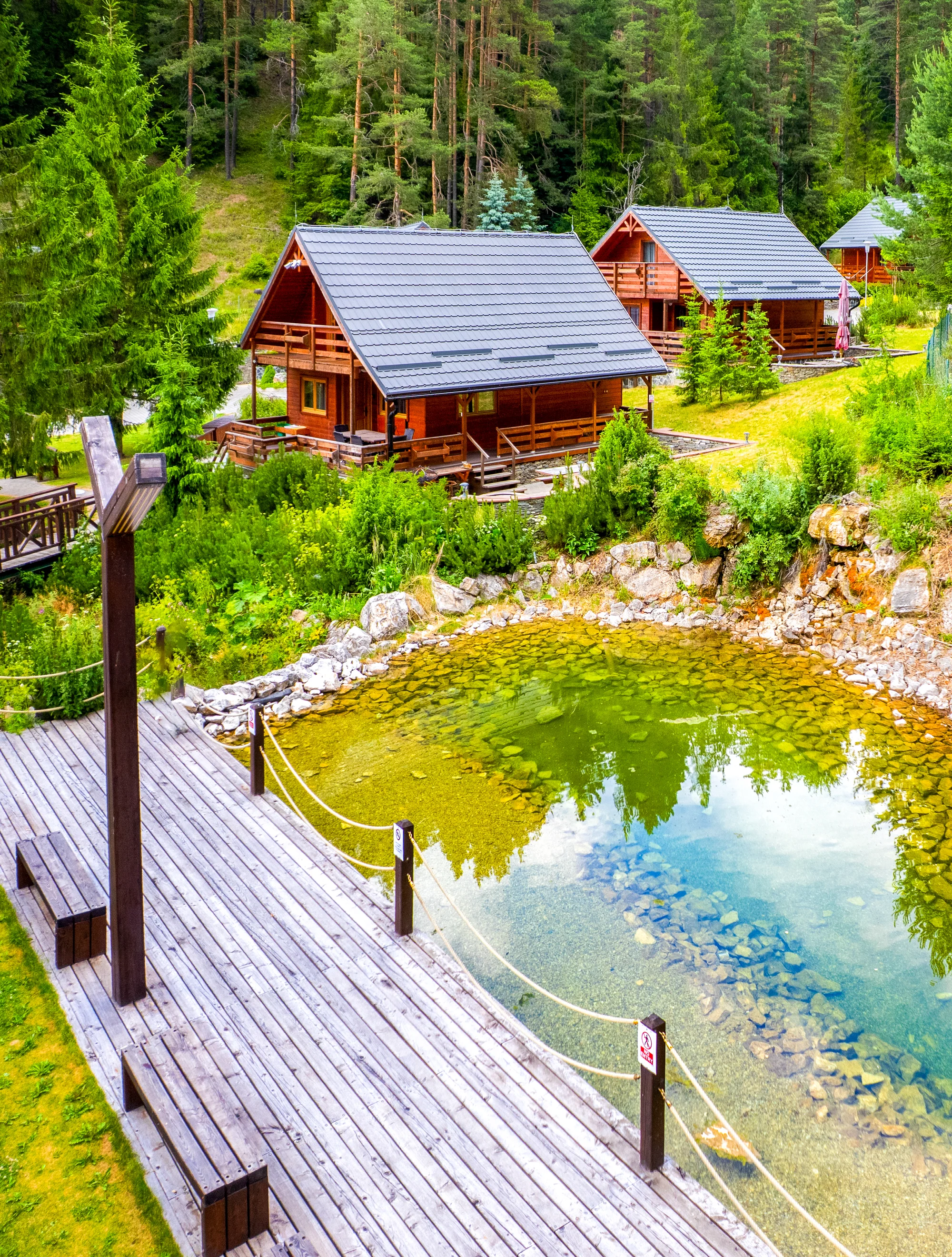 Lopušná Dolina pod Tatrami: pobyt v pokojích nebo chatce s wellness a možností stravování