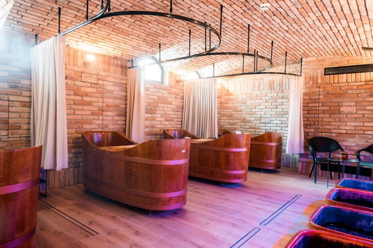 Trendy hotel v centru lázeňského města Piešťany: snídaně či polopenze i pivní wellness