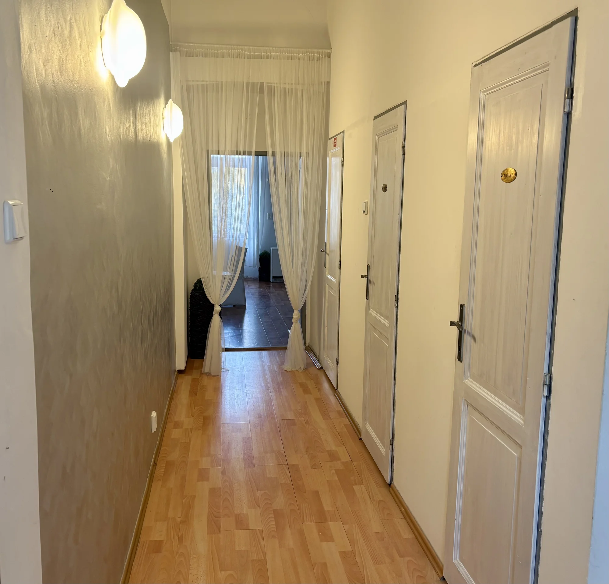 Rozmazlete svou pleť: základní, hydratační, omlazující i relaxační ošetření, 70–⁠⁠⁠⁠⁠⁠105 min.