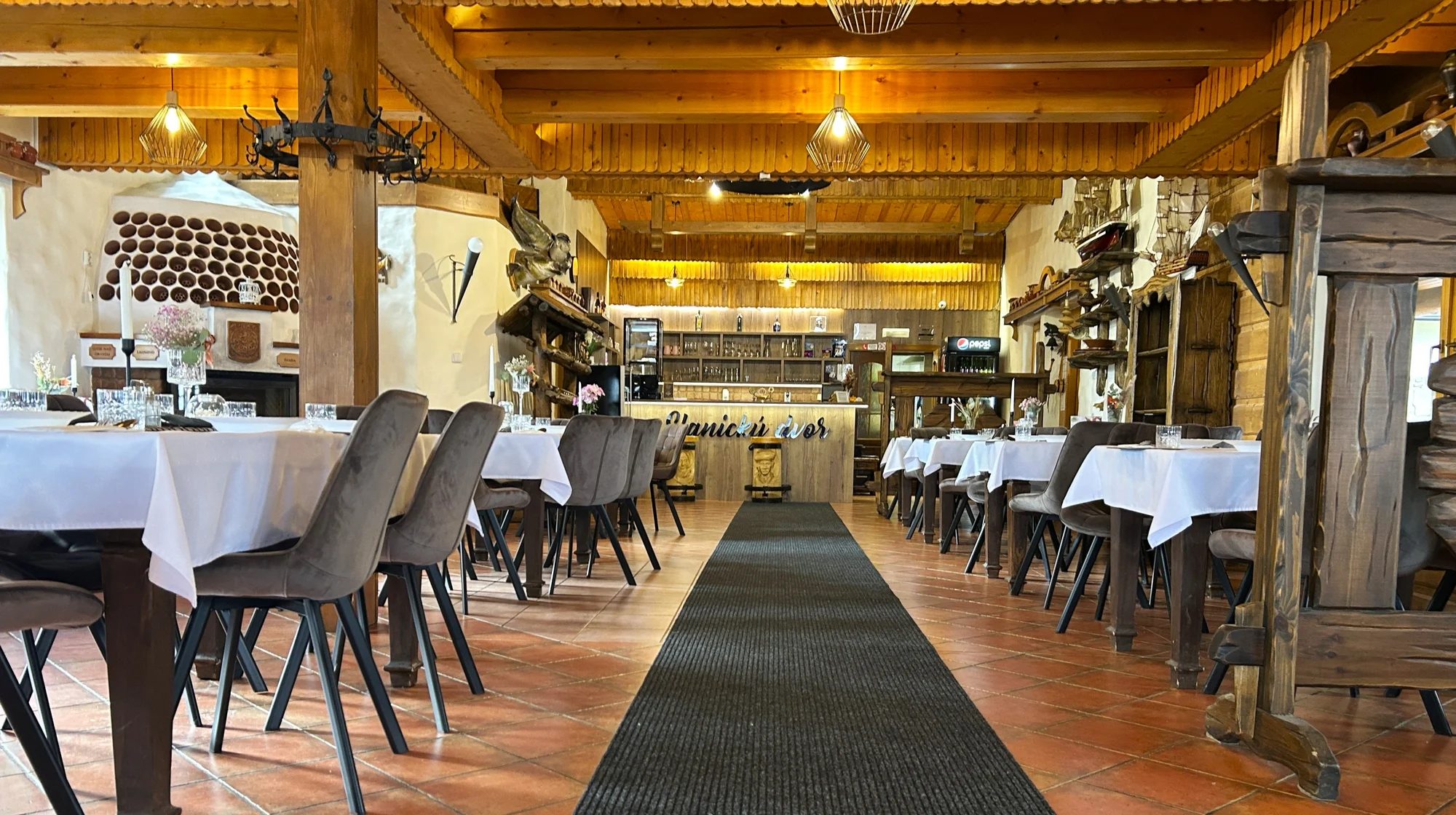 Pobyt na břehu Oravské přehrady v prostředí vyhlášeného Slanického dvora s privátním wellness