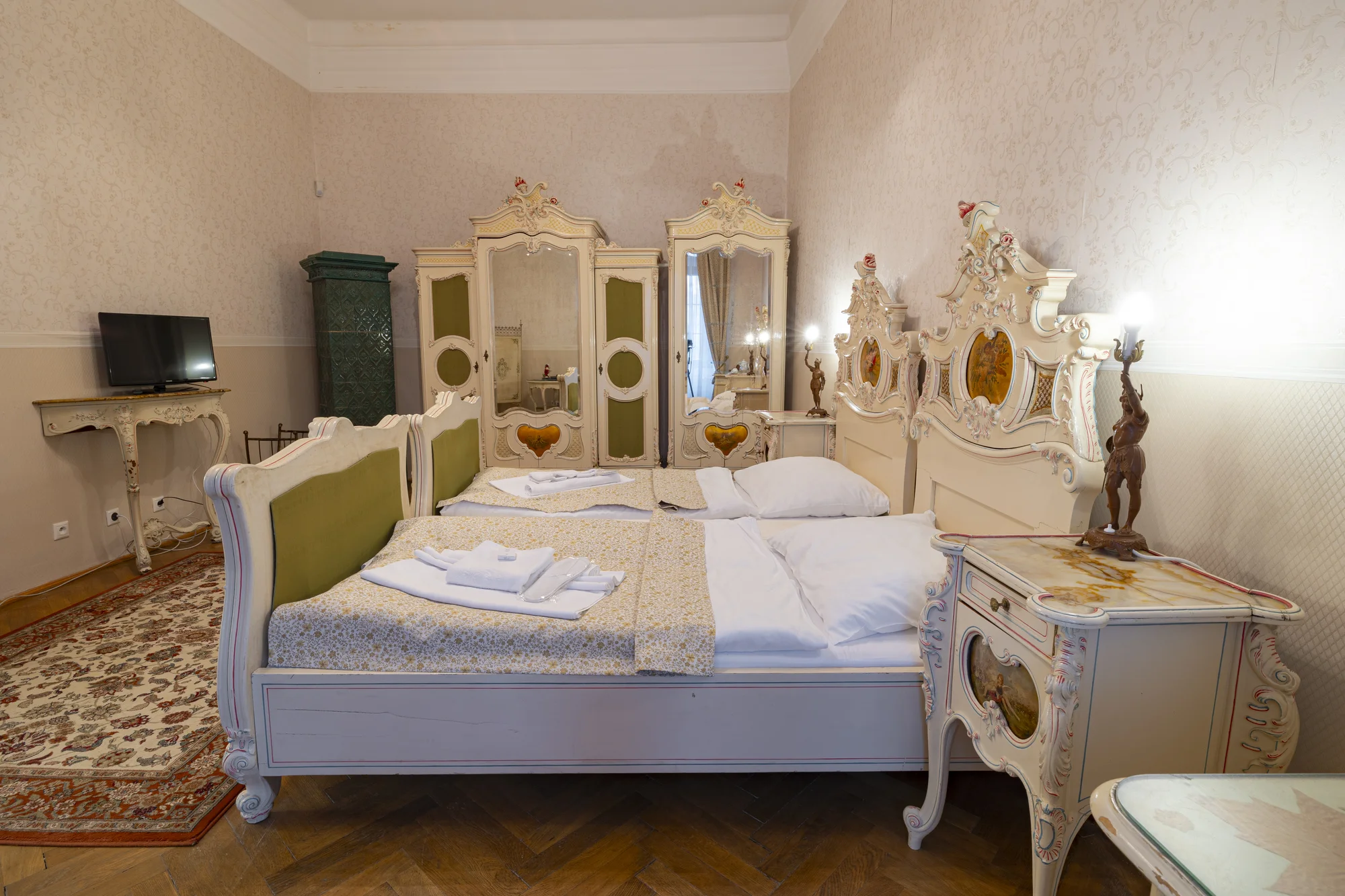 Romantický pobyt na zámku na západě Slovenska: snídaně i polopenze, vstupy do muzea