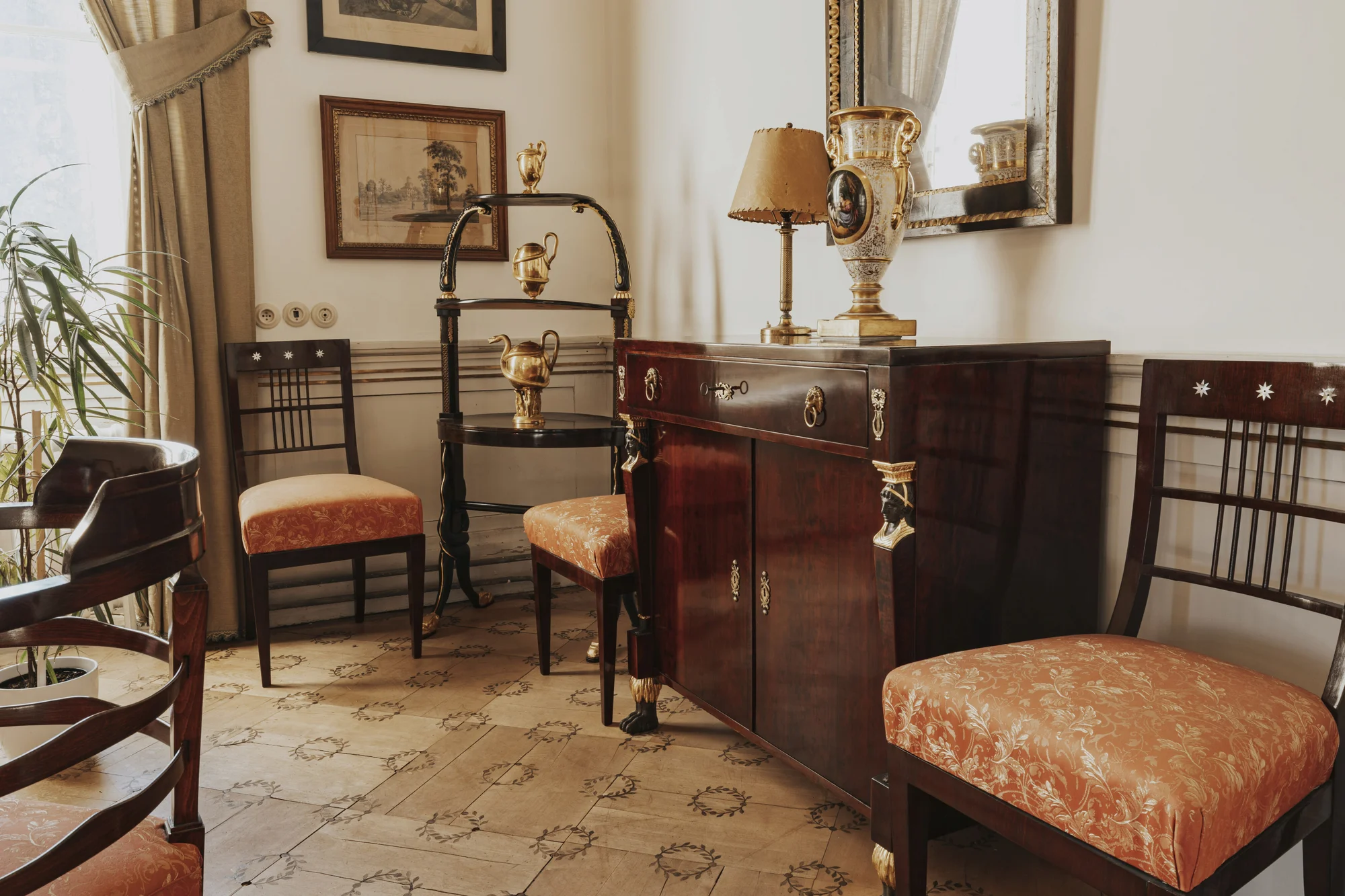 Romantický pobyt na zámku na západě Slovenska: snídaně i polopenze, vstupy do muzea