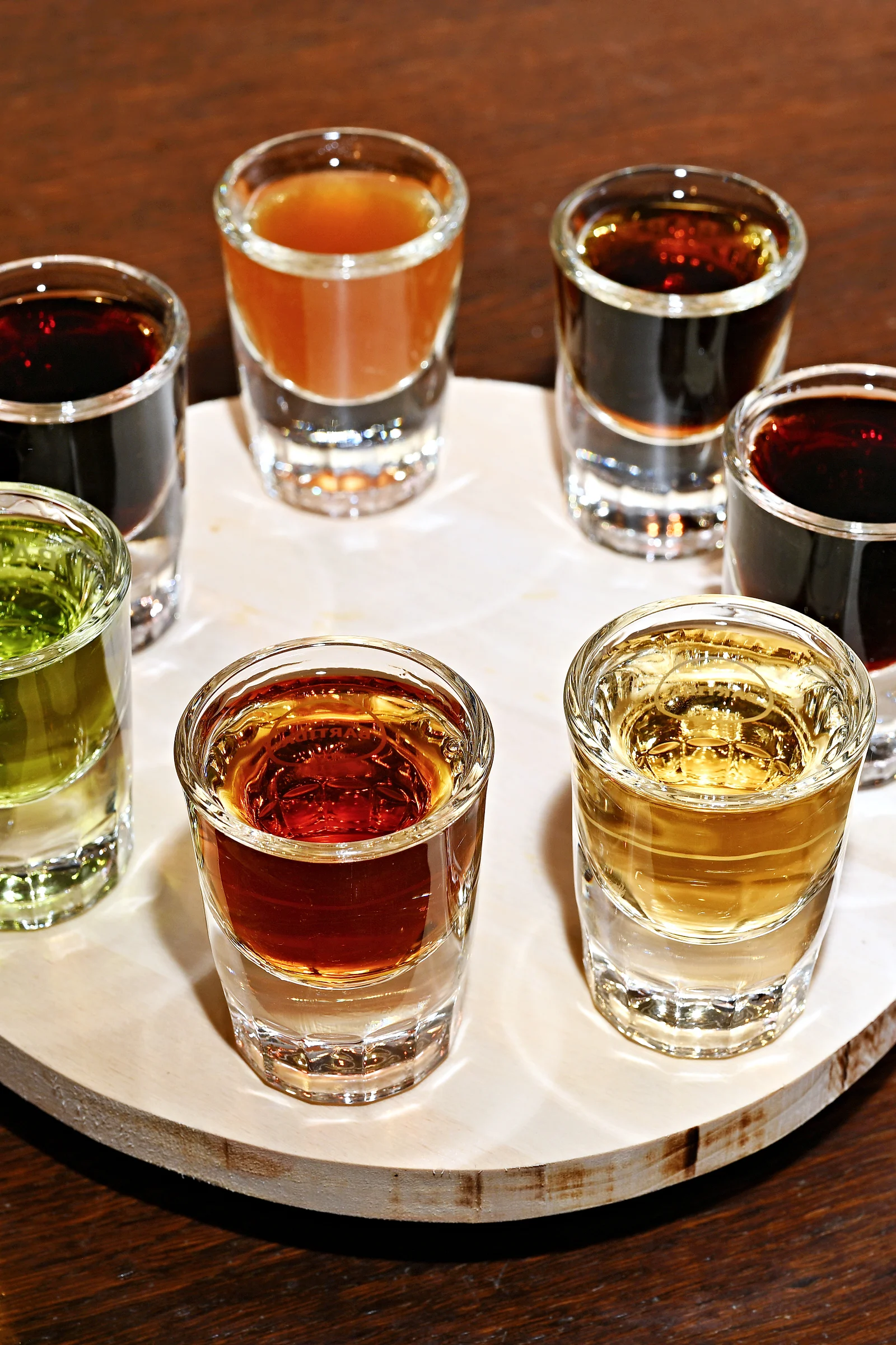 Zdolejte Švejkovu výzvu: 7 tradičních českých destilátů pro 1 či 2 osoby