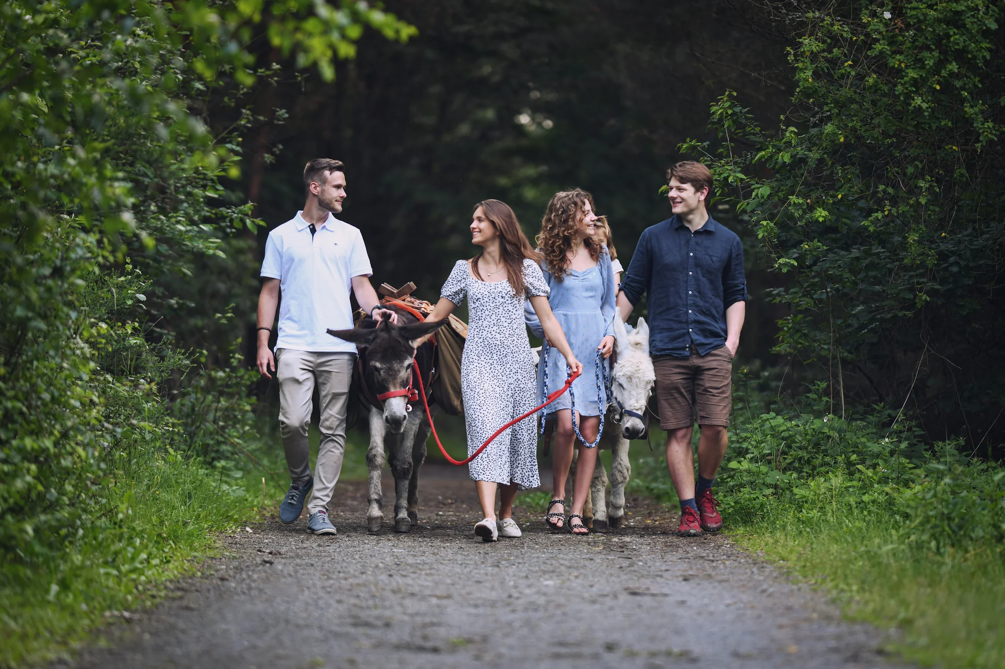 Rodinná návštěva Oslí stezky: prohlídka farmy, trail park a svezení pro děti i túra s piknikem