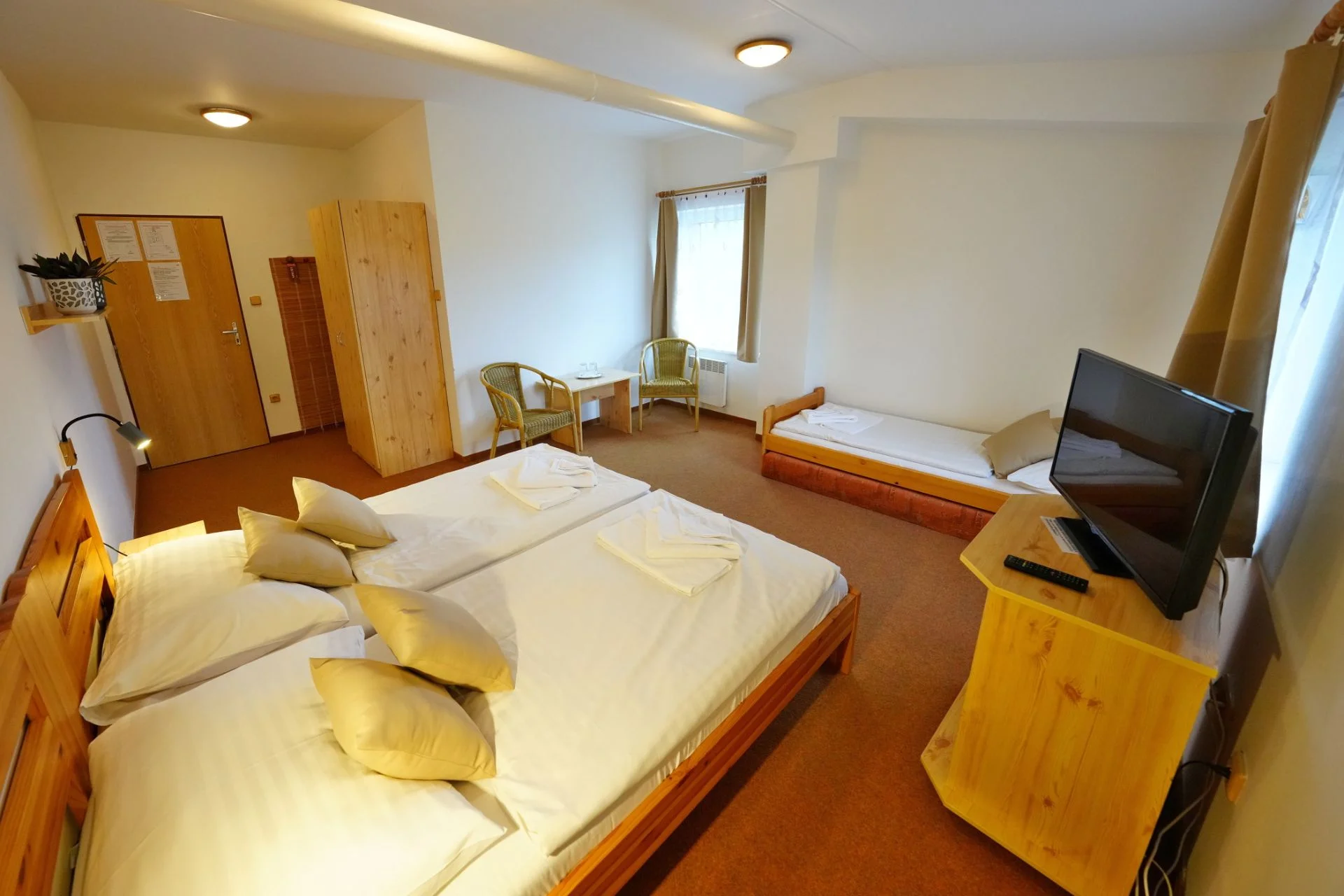 Relax kousek od Boskovic: pobyt se snídaní či polopenzí nebo i pivní lázní