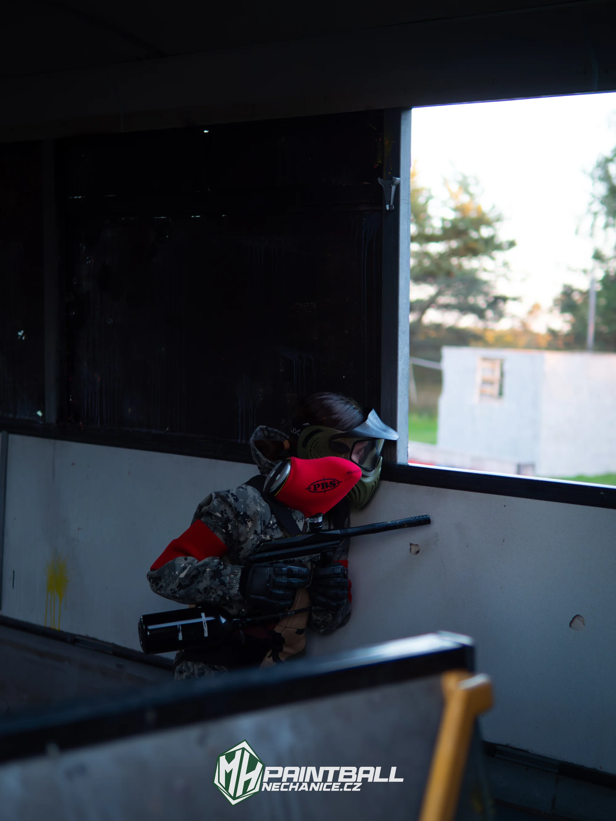 Akční bitva na 3 000 m²: paintball v městské aréně Nechanice pro 1–10 osob