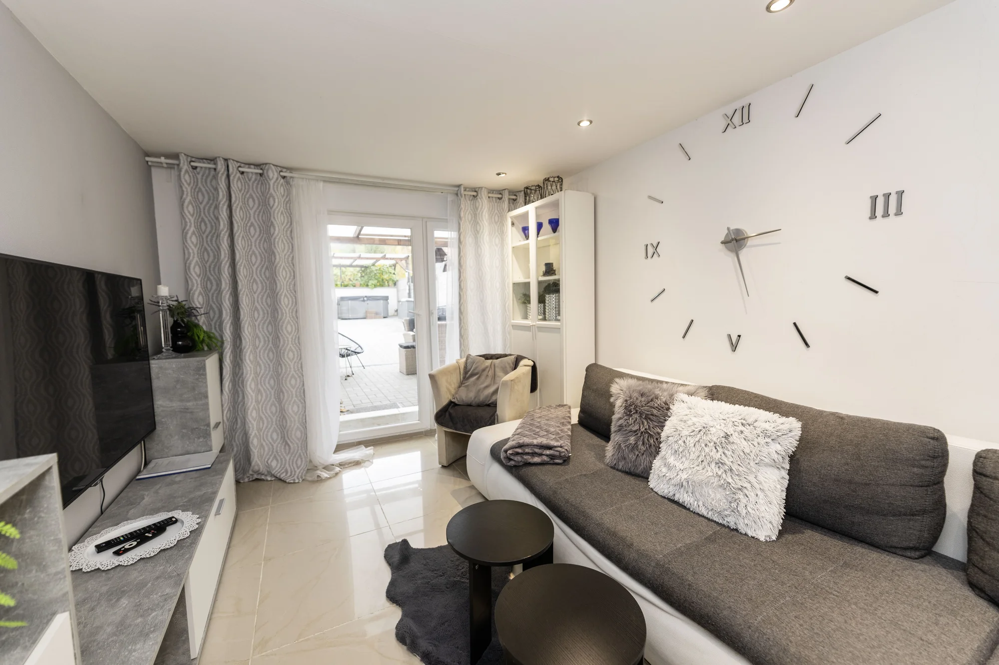 Pobyt v jihomoravském sklípku: mezonetový apartmán až pro 6 osob s venkovní vířivkou a grilem