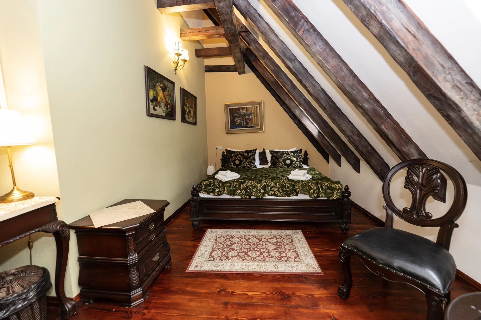 Luxus s nádechem historie: hotel v centru Českého Krumlova se snídaní i wellness