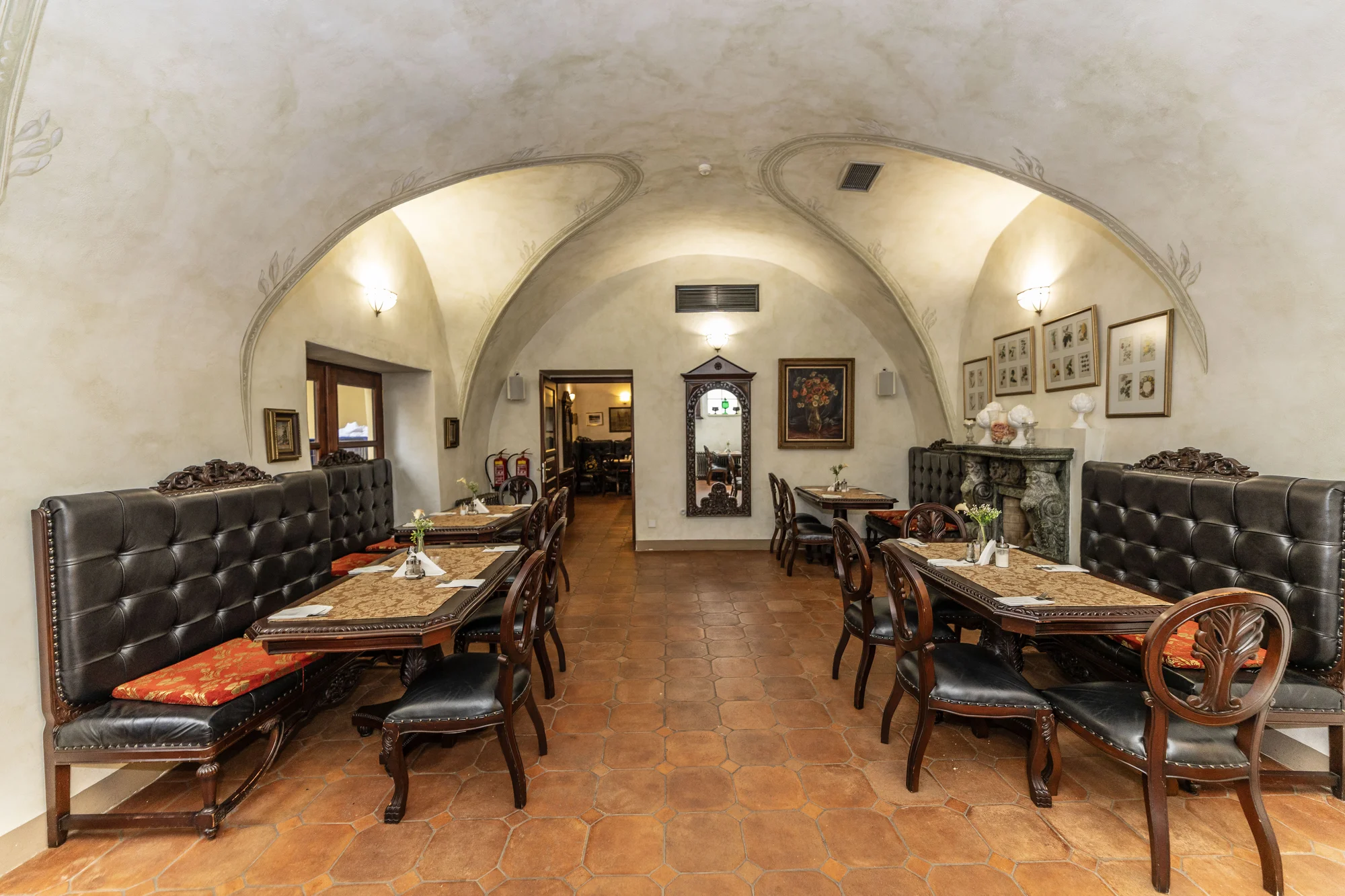 Luxus s nádechem historie: hotel v centru Českého Krumlova se snídaní i wellness