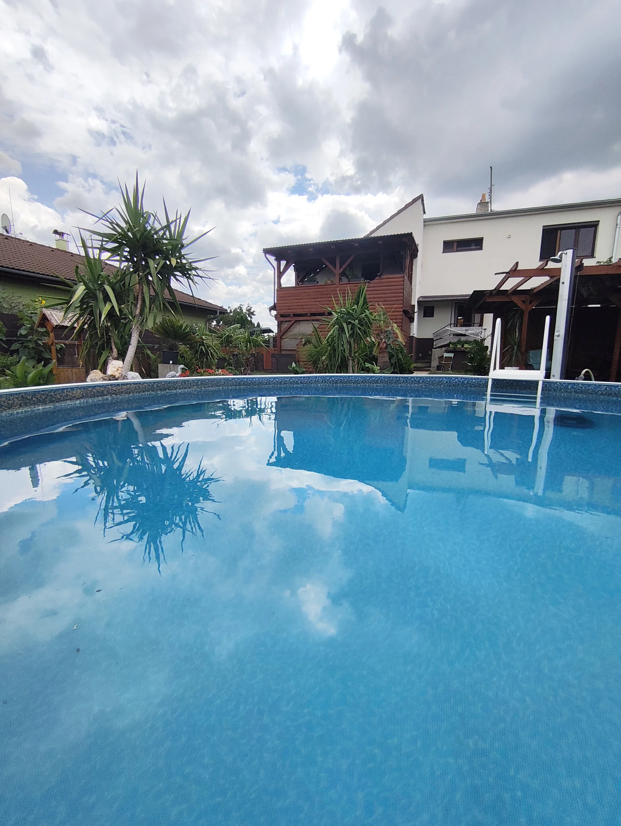 Pohoda u Novomlýnské nádrže: rodinný penzion, možnost půjčení kol i aquapark se slevou