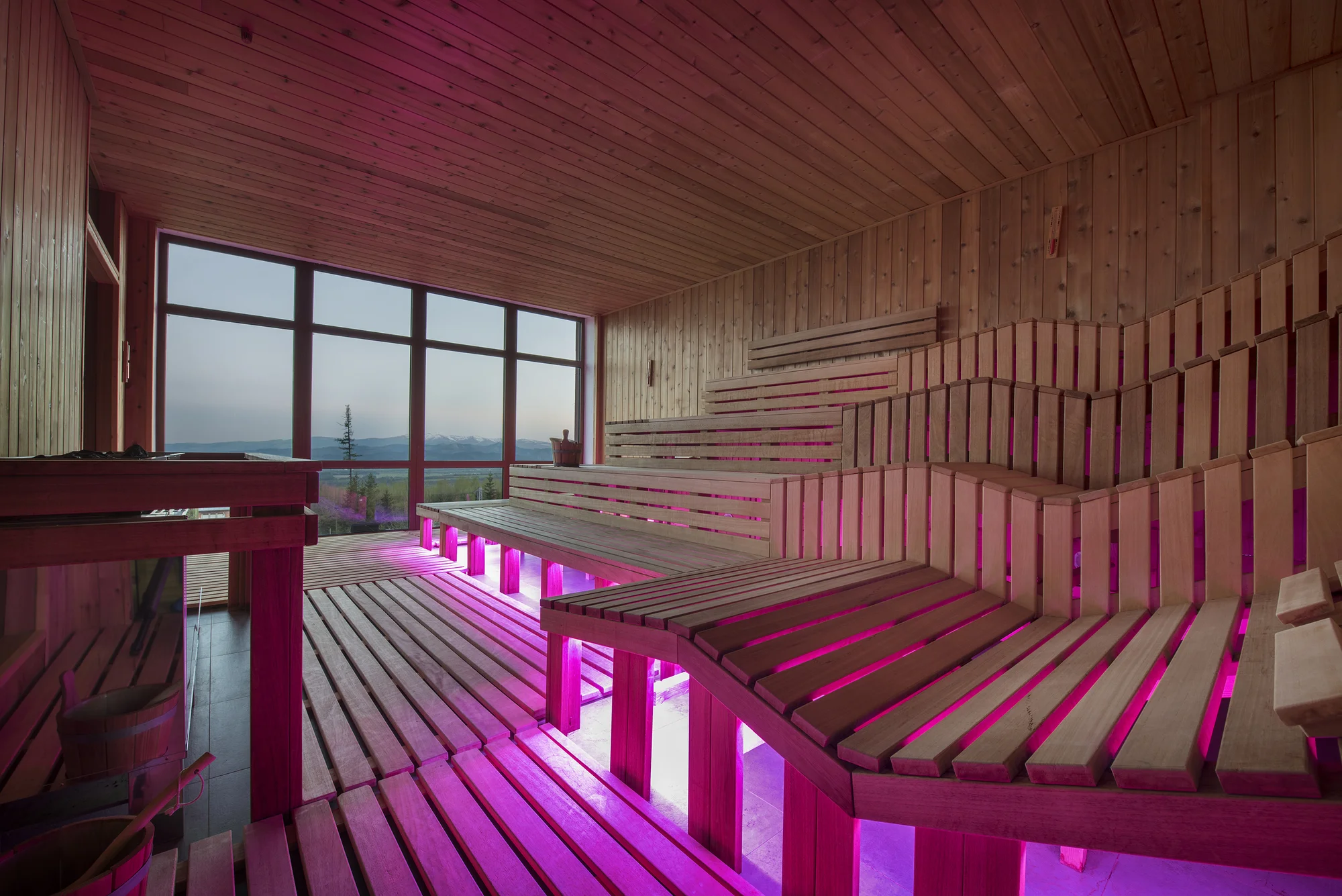 Exkluzivní pobyt v Grand Hotelu Bellevue: wellness s bazénem, polopenze i pokoje s atraktivním designem