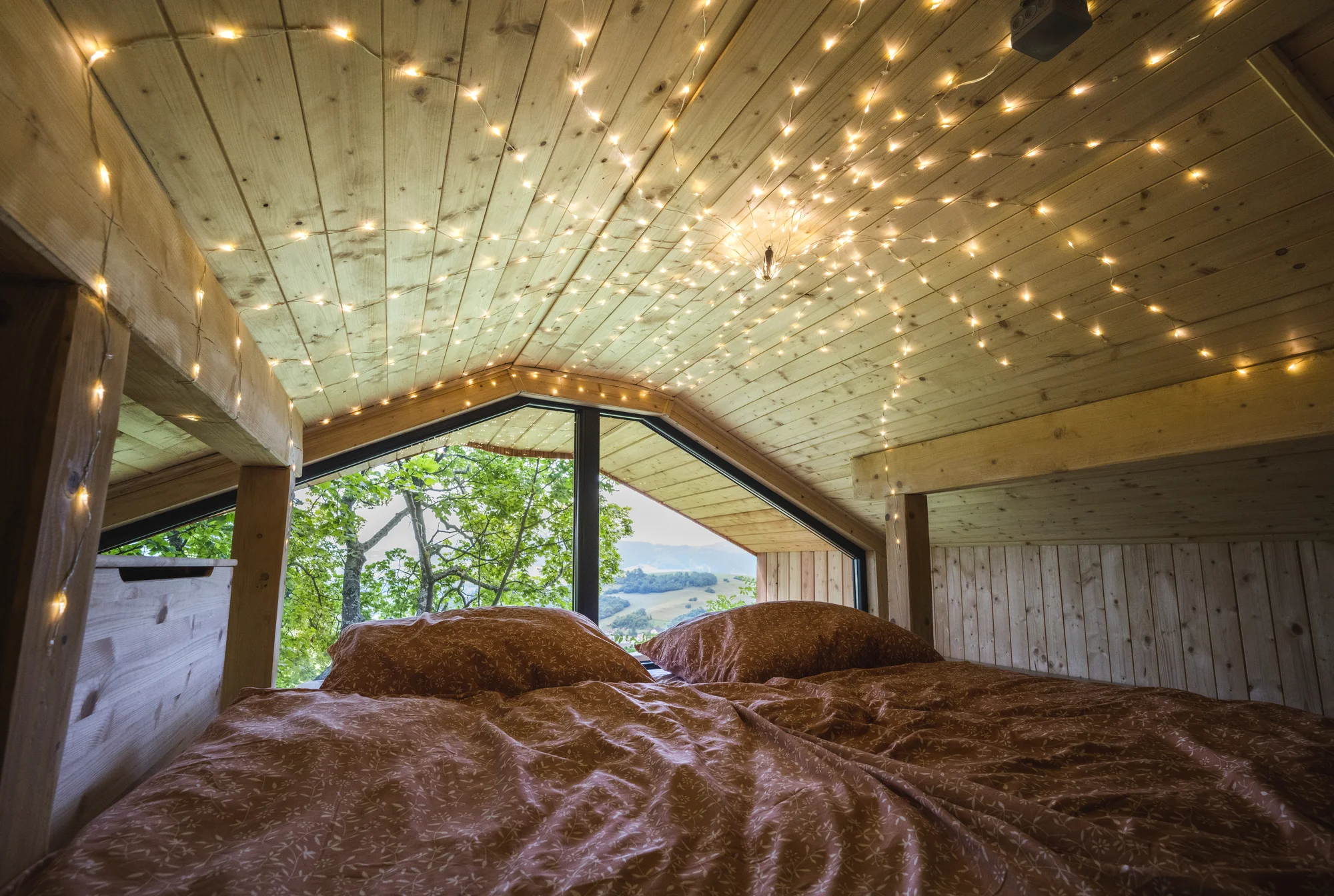 Pobyt v domečku v korunách stromů v srdci oravské přírody pro 2 až 4 osoby