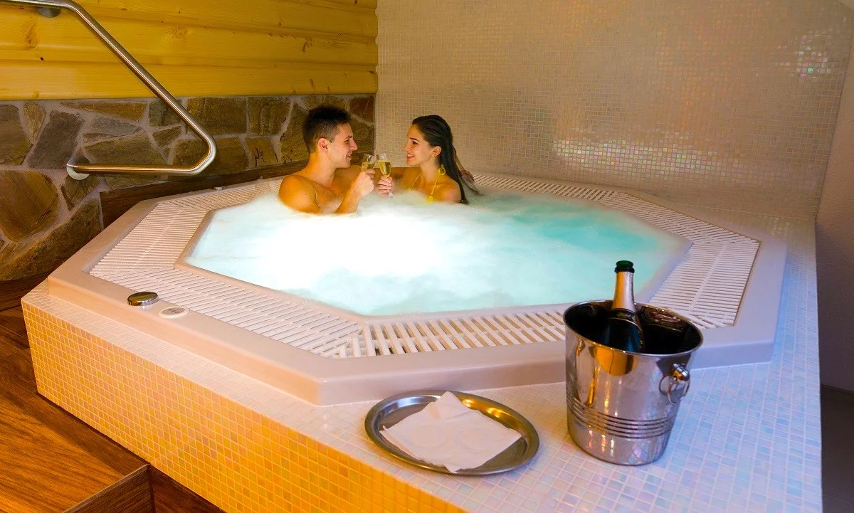 Pobyt v resortu Masarykov dvor na Podpoľaní: strava i wellness a slevy na atrakce