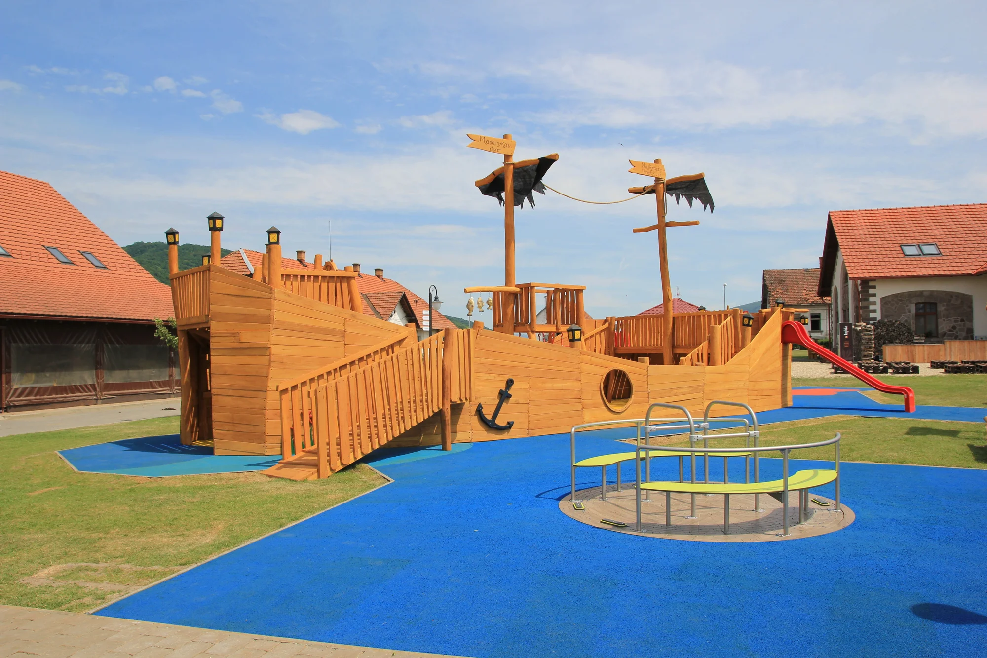 Pobyt v resortu Masarykov dvor na Podpoľaní: strava i wellness a slevy na atrakce