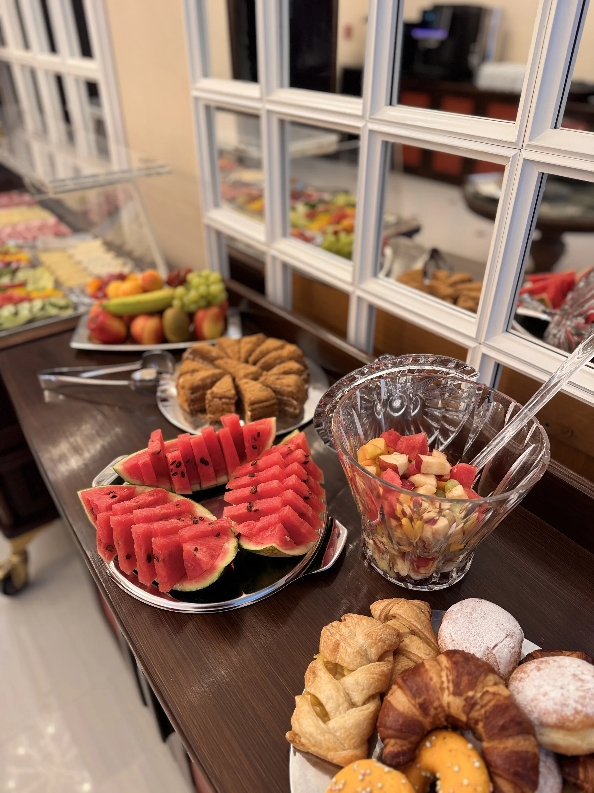 Romantika ve Varech: láhev prosecca na pokoji, možnost 3chodové večeře i snídaně do postele