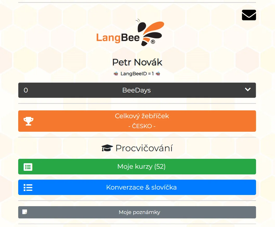 Cizí jazyky s aplikací LangBee: kurzy nebo AI konverzace + učení slovíček