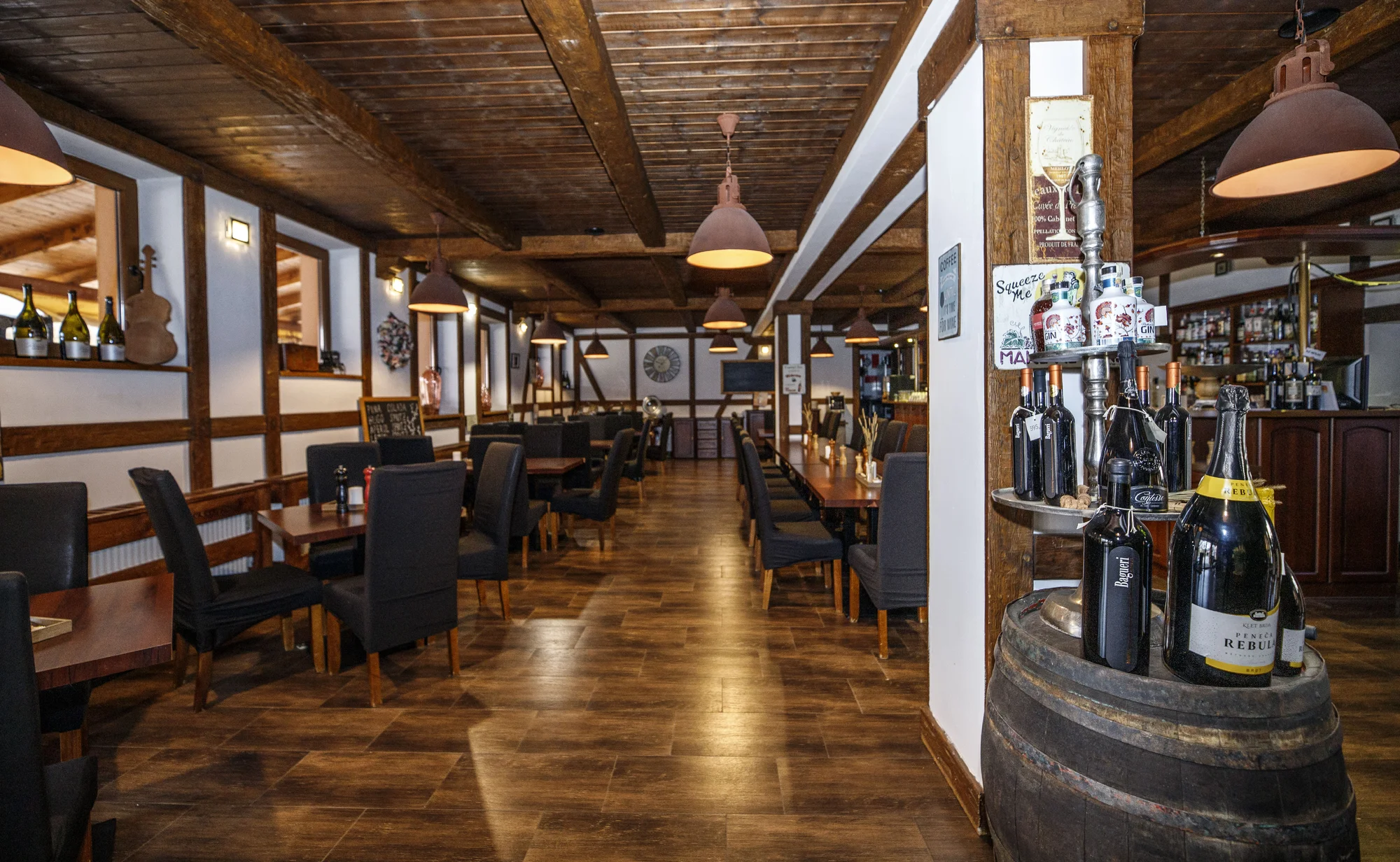 Za romantikou a relaxem: pobyt v resortu Vigvam s polopenzí, wellness i vinnou degustací