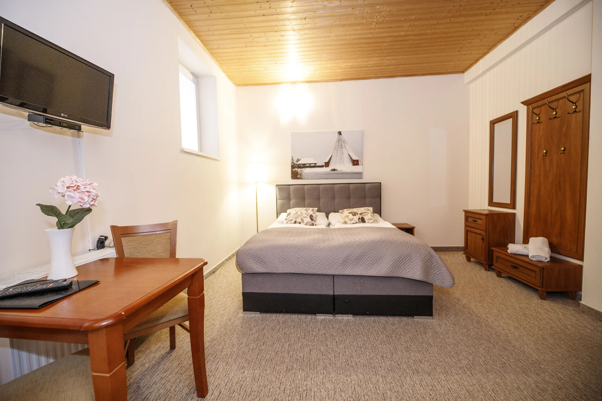 Za romantikou a relaxem: pobyt v resortu Vigvam s polopenzí, wellness i vinnou degustací