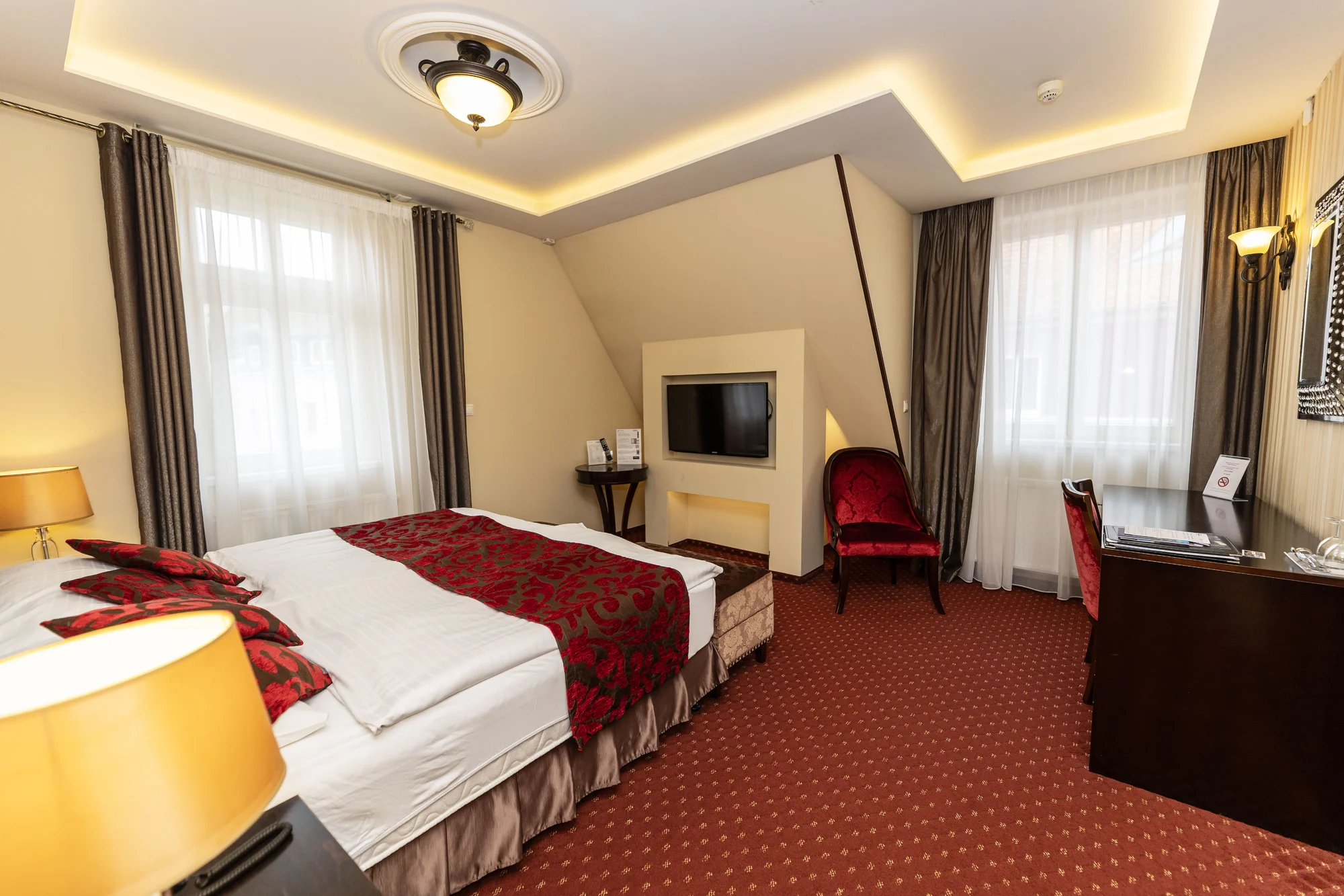 4* hotel ve Varech: skvělé jídlo, masáž, sauna i soukromé využití kina