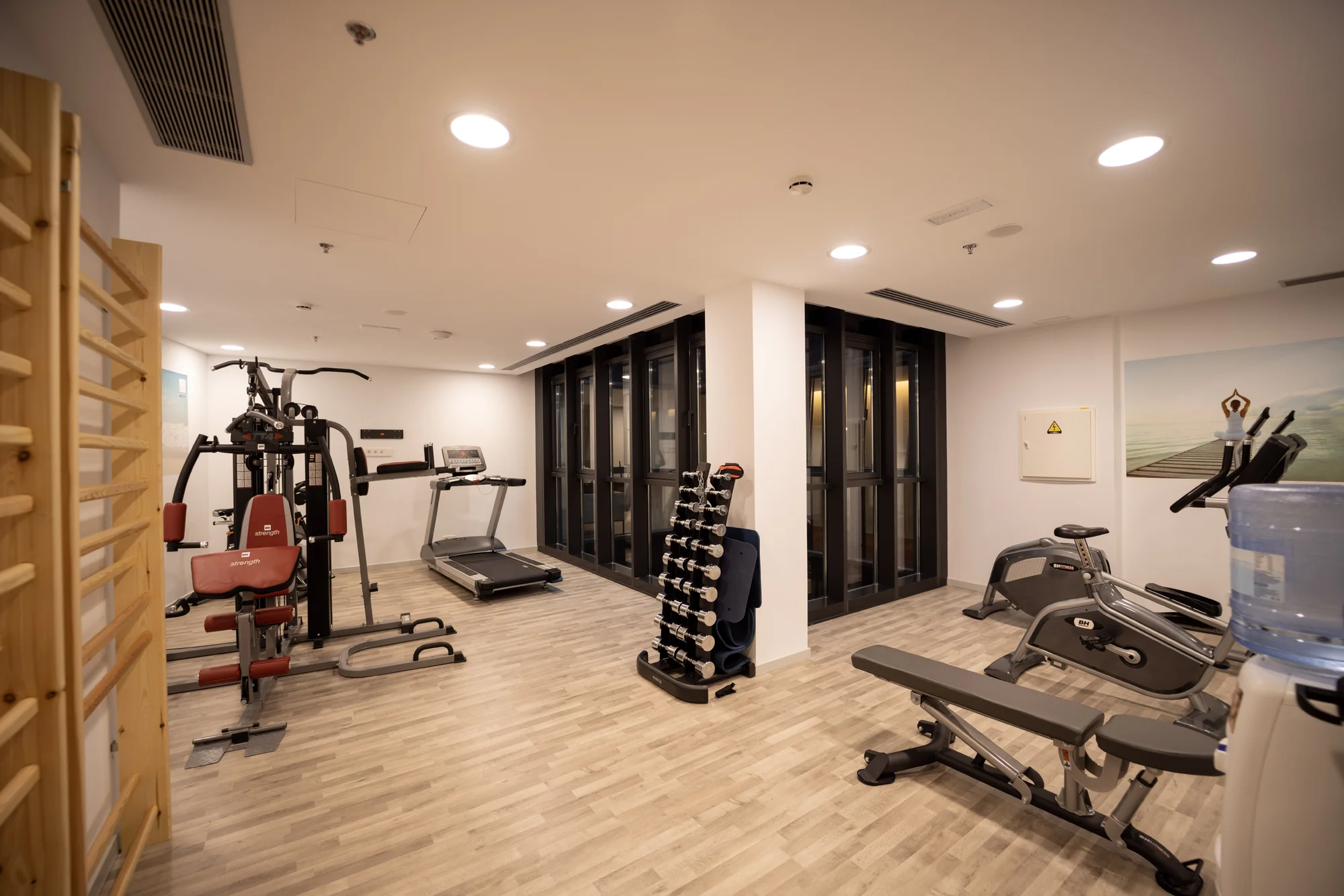 Moderní 4* hotel v centru španělské Sevilly se snídaní a bazénem