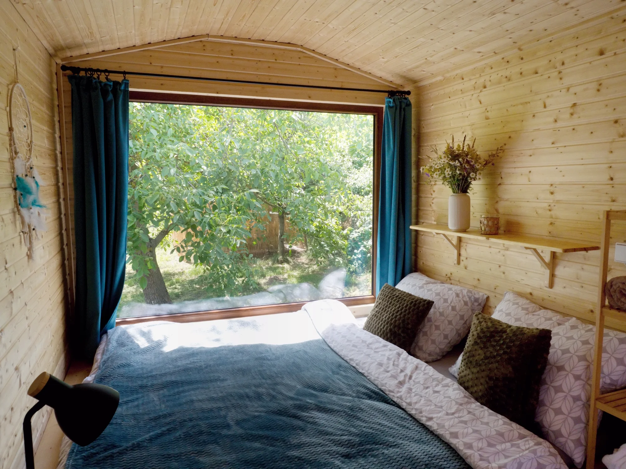 Relax na Vysočině: maringotka se snídaní a neomezeným privátním wellness