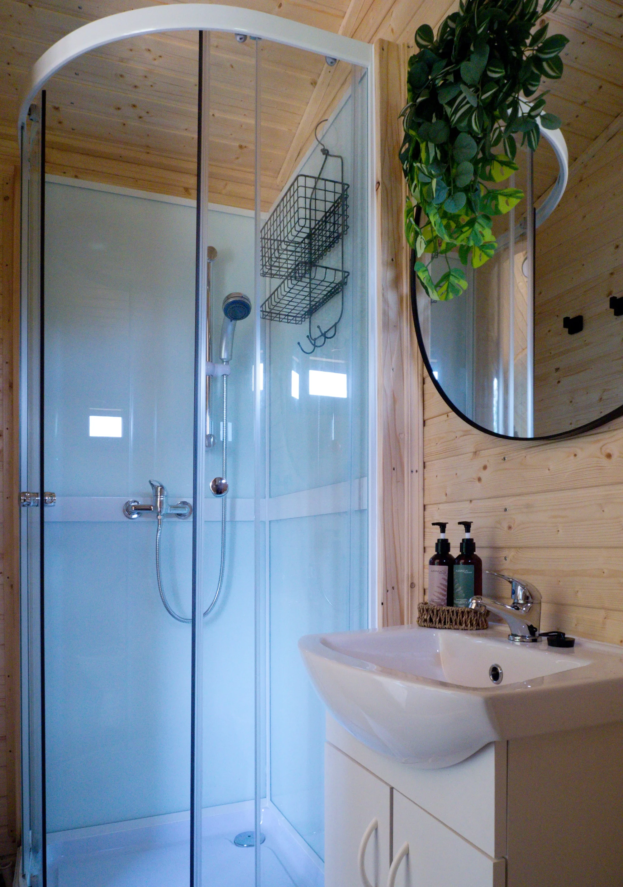 Relax na Vysočině: maringotka se snídaní a neomezeným privátním wellness