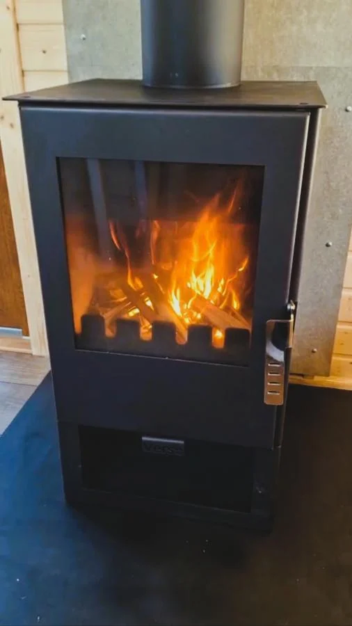 Relax na Vysočině: maringotka se snídaní a neomezeným privátním wellness